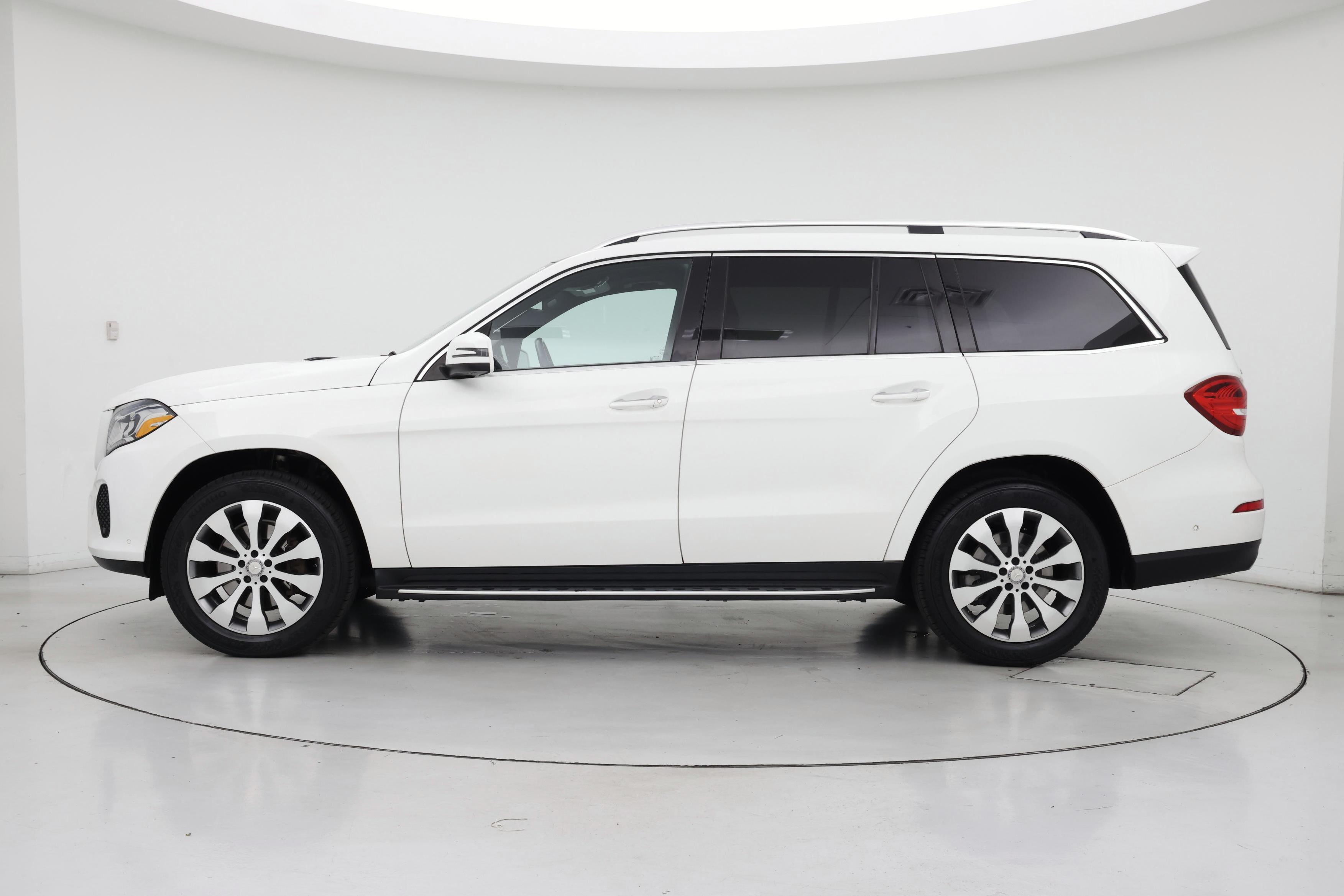 Thumbnail: 2017 Mercedes-Benz GLS - 3