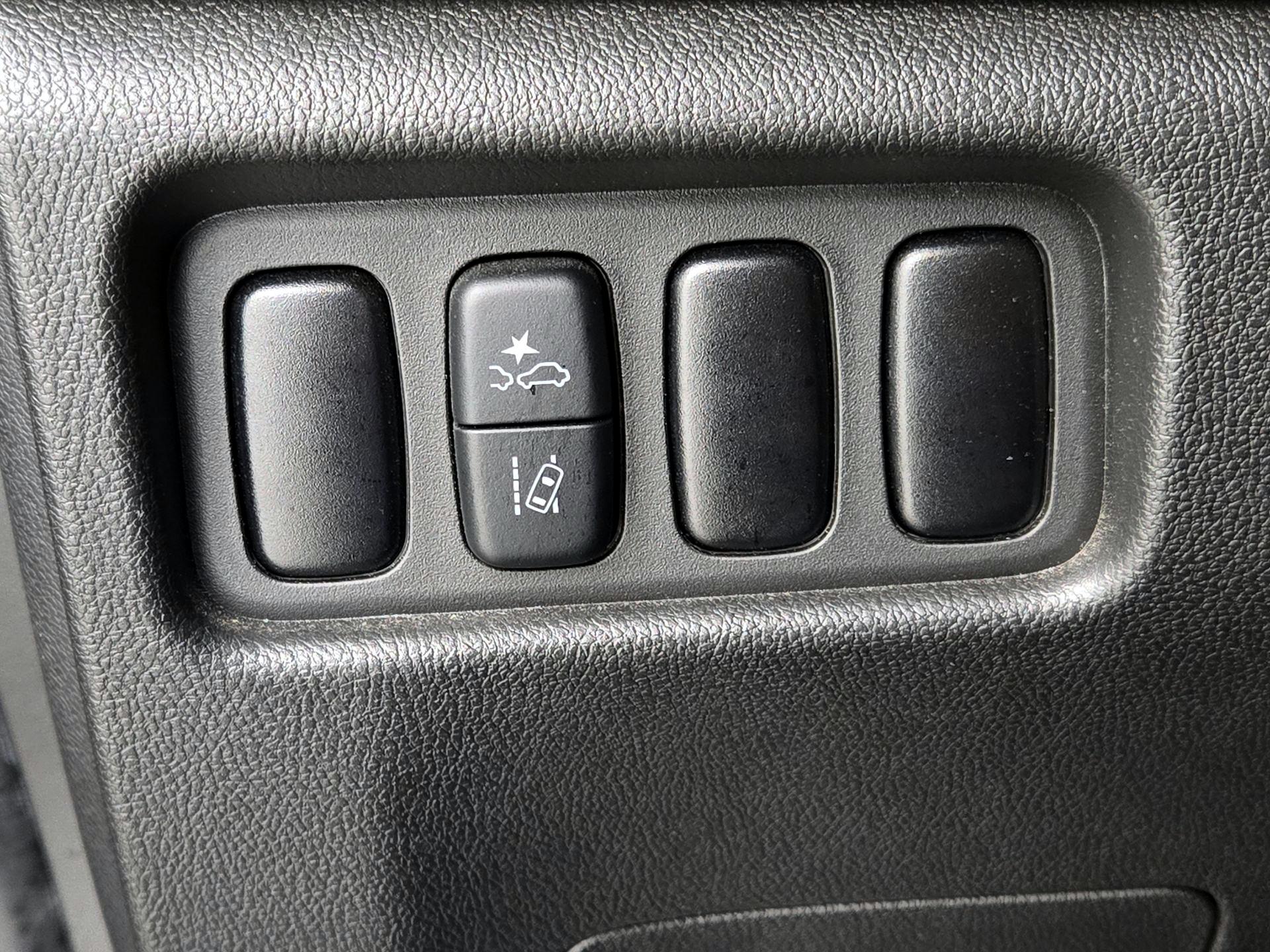 Thumbnail: 2022 Mitsubishi Outlander Sport - 13