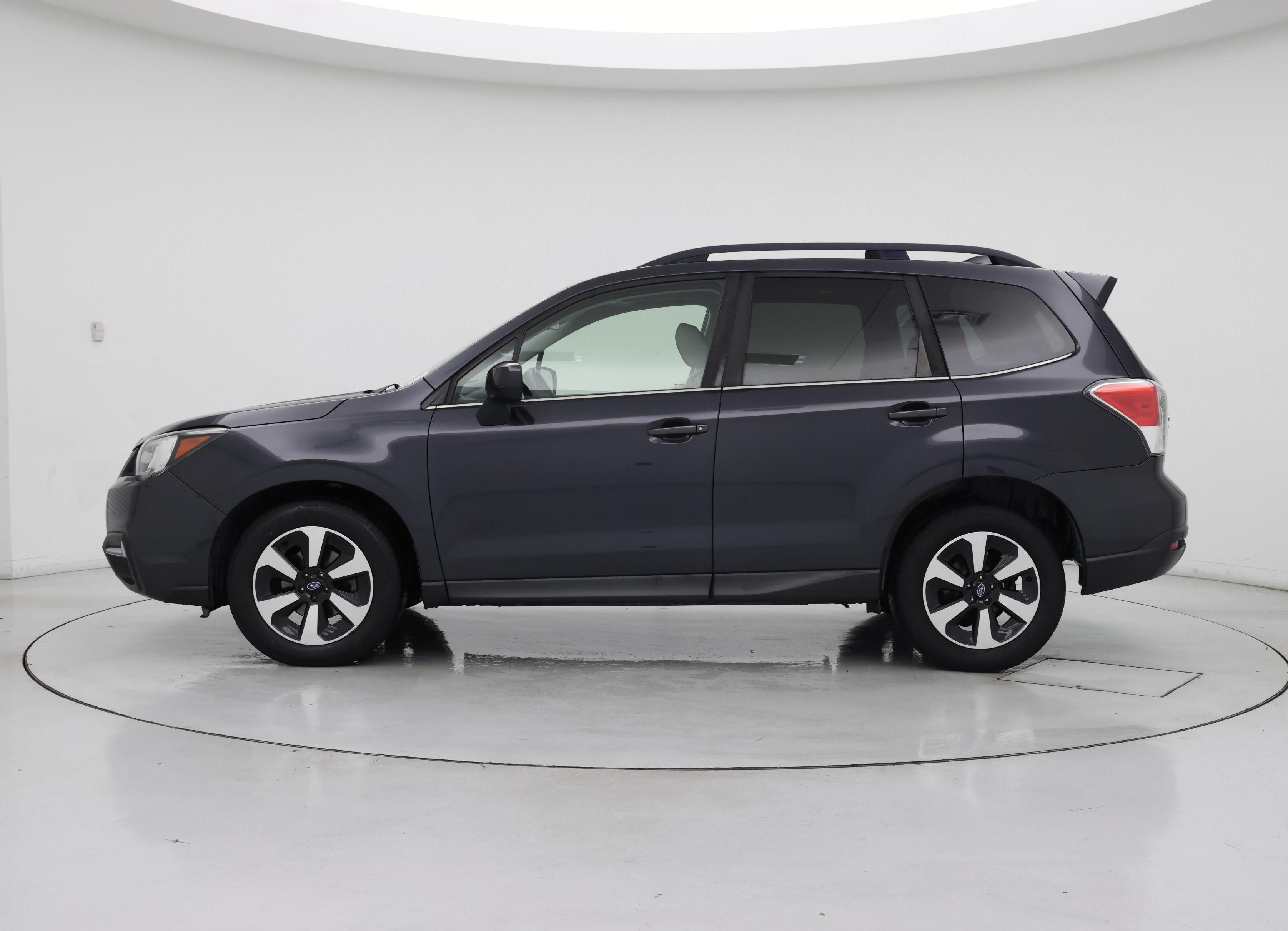 Thumbnail: 2017 Subaru Forester - 3