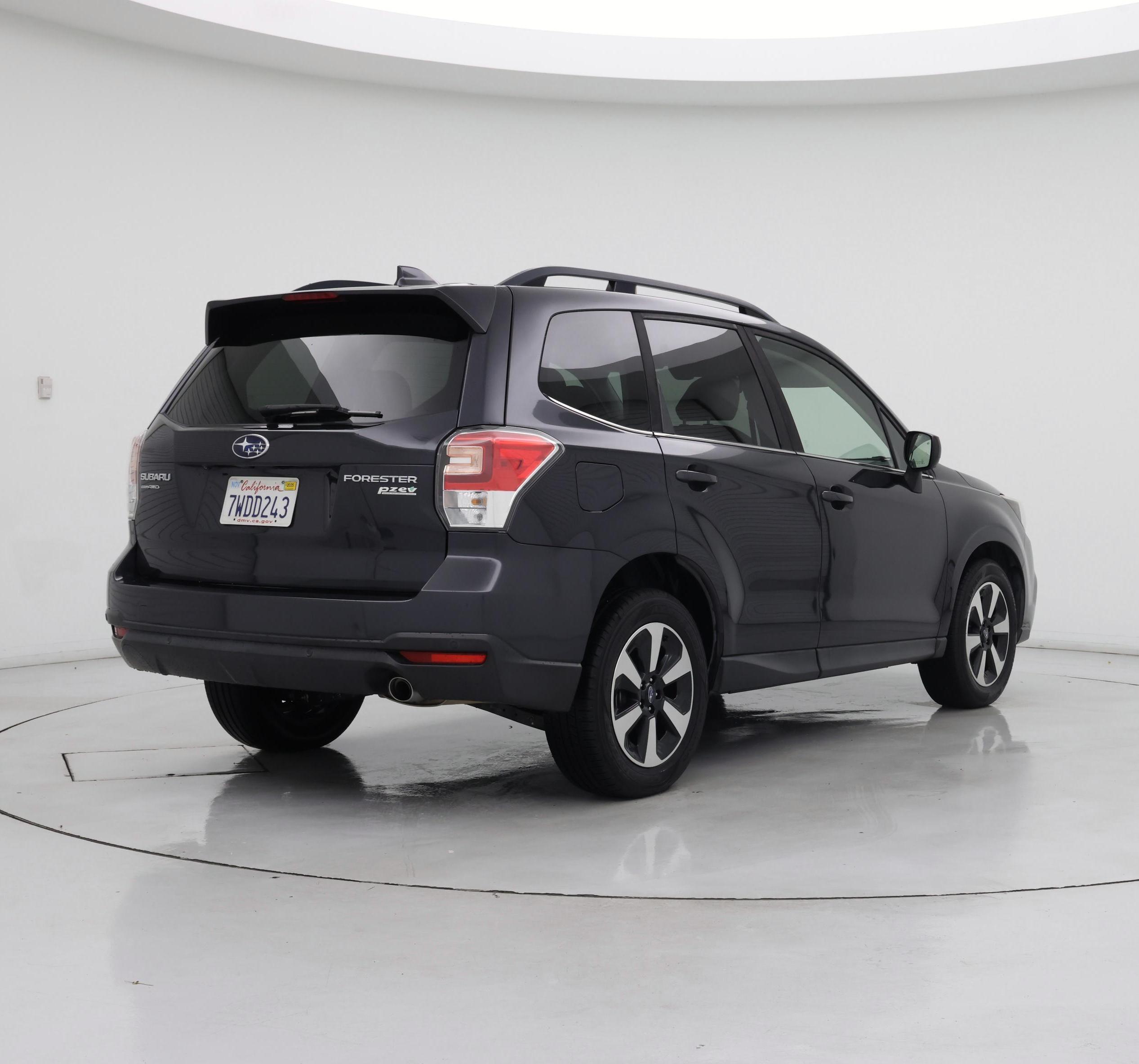 Thumbnail: 2017 Subaru Forester - 8