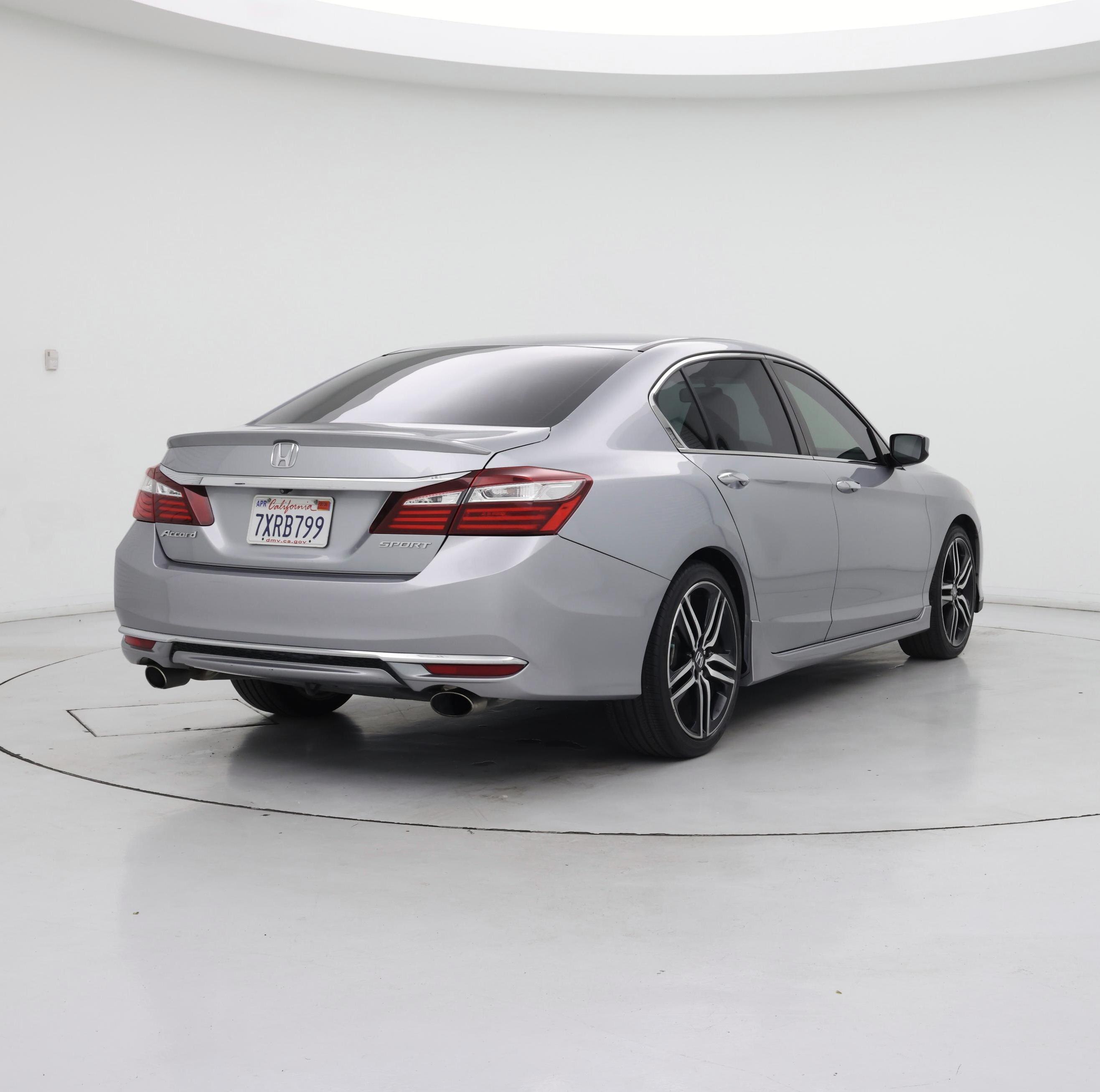 Thumbnail: 2017 Honda Accord - 8