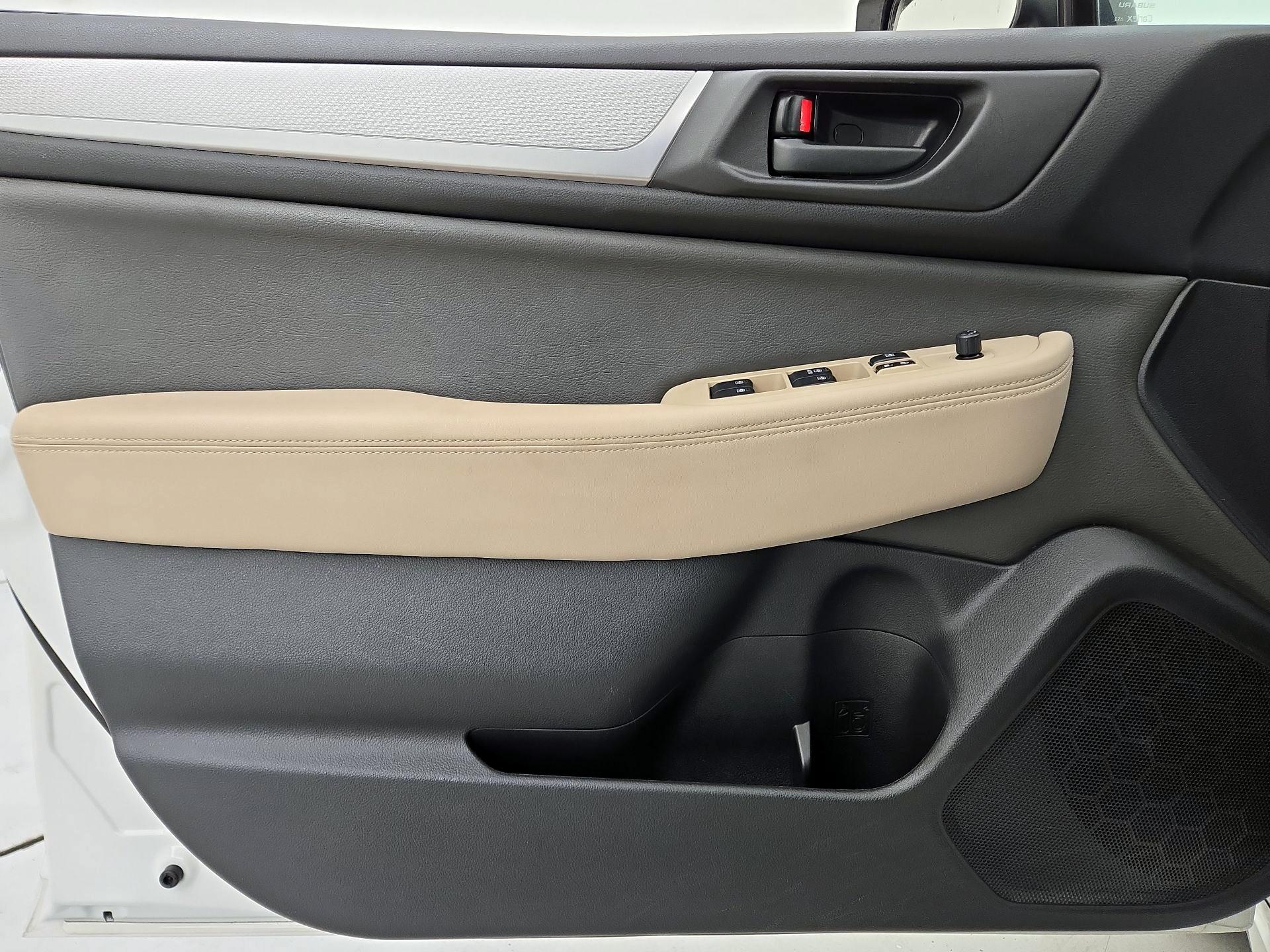 Thumbnail: 2015 Subaru Legacy - 12