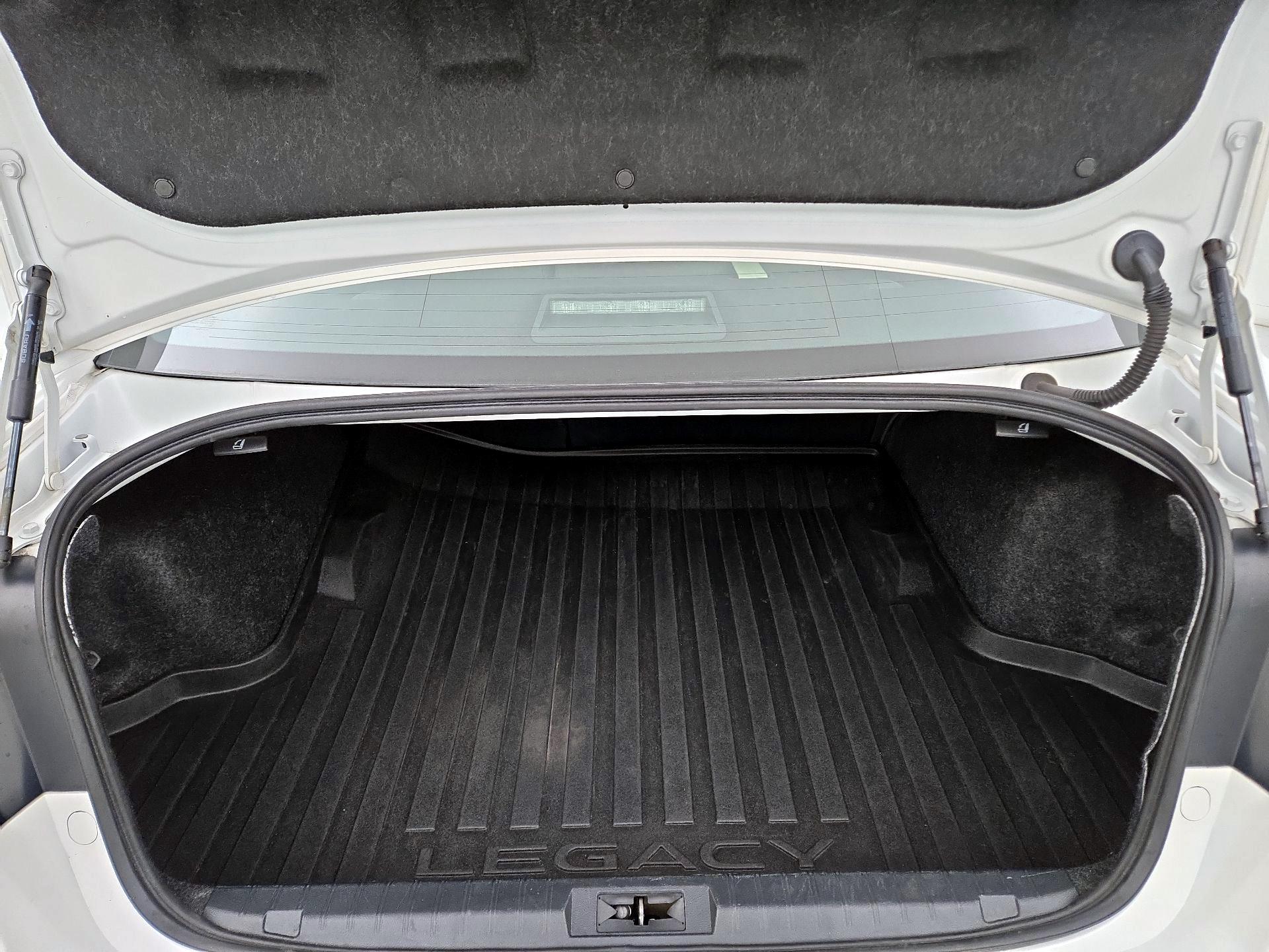 Thumbnail: 2015 Subaru Legacy - 20