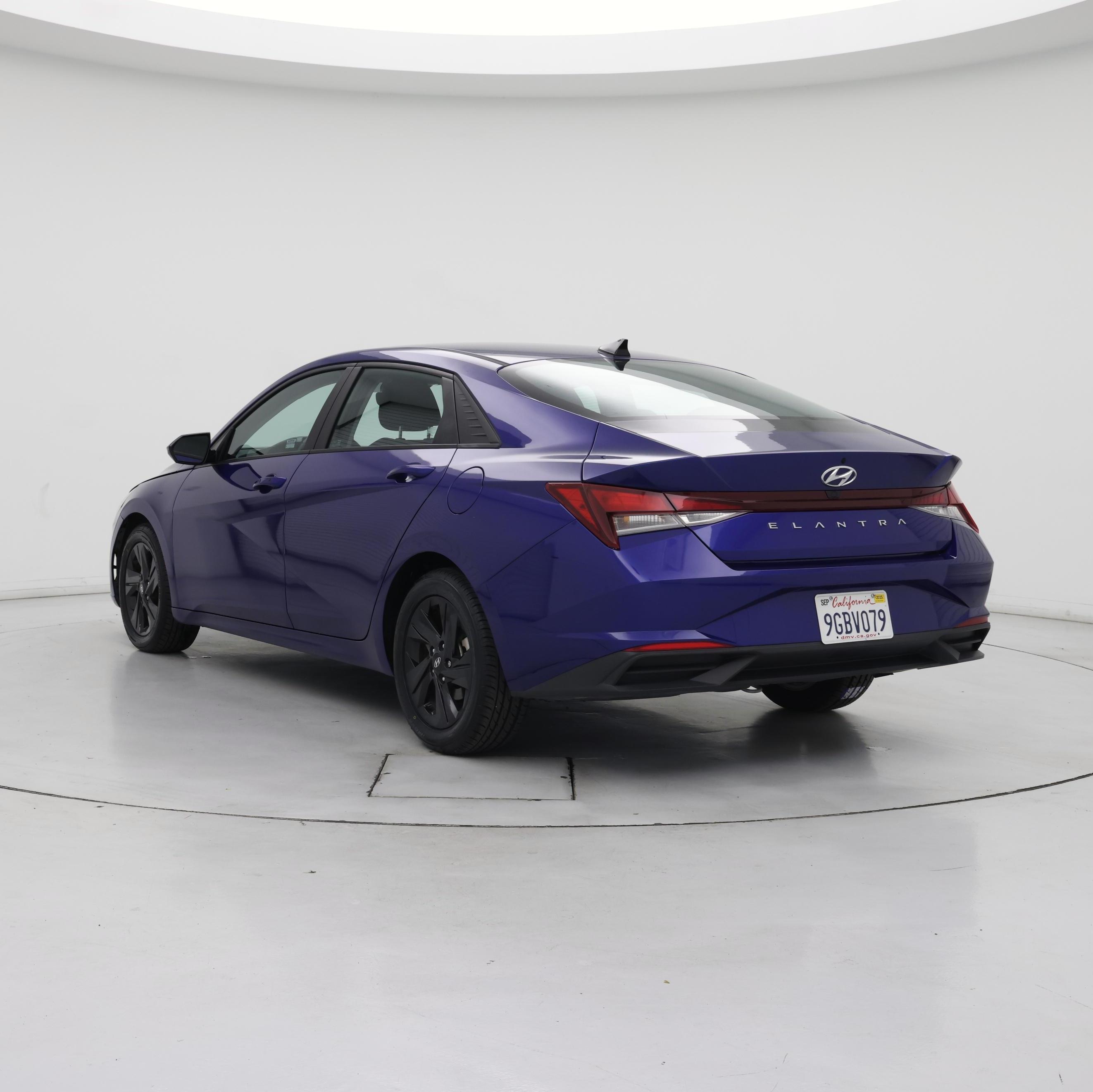 Thumbnail: 2022 Hyundai Elantra - 2