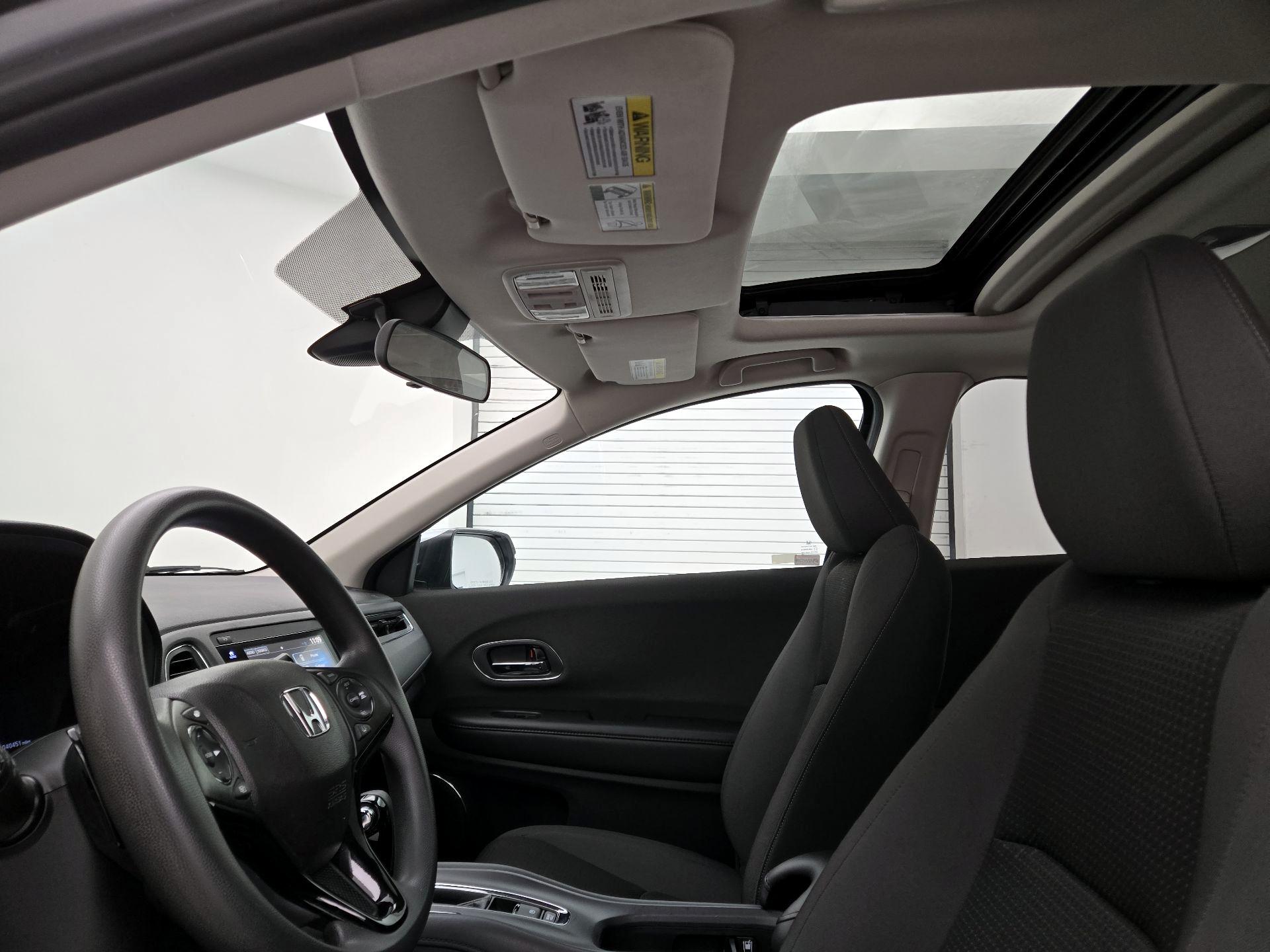 Thumbnail: 2019 Honda HR-V - 19