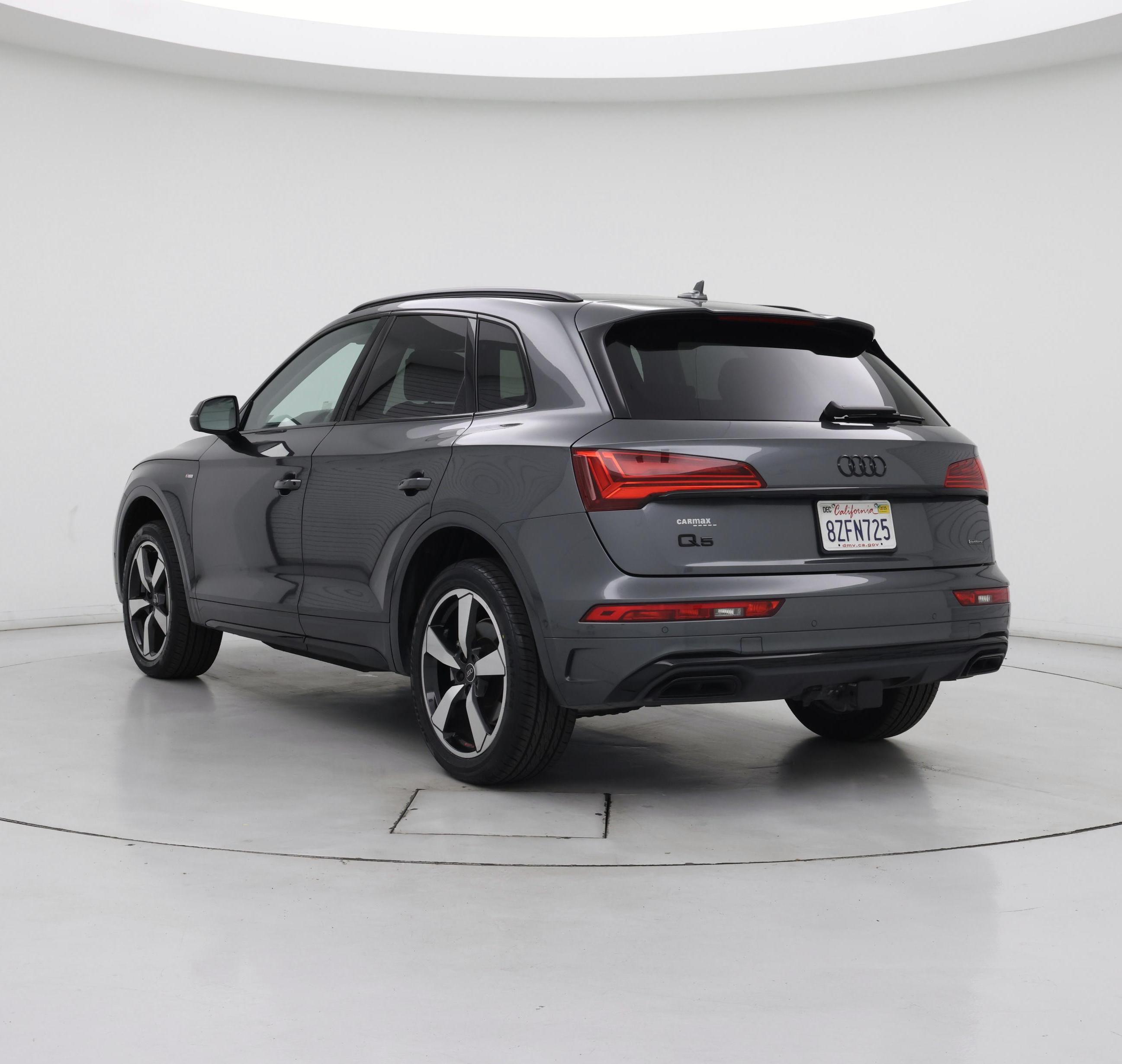 Thumbnail: 2022 Audi Q5 - 2