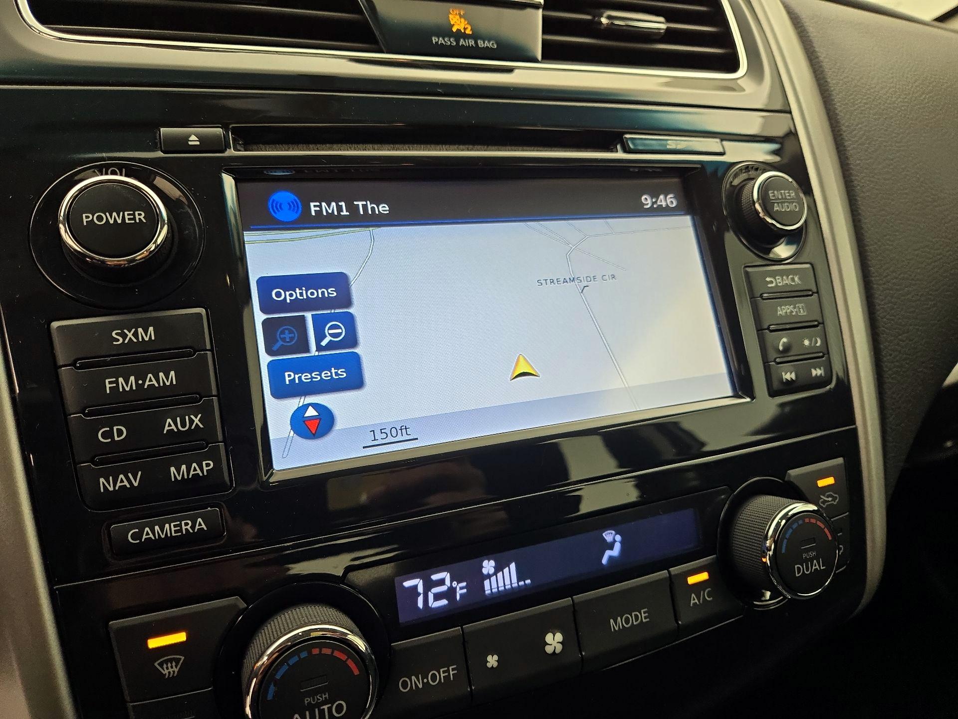 Thumbnail: 2015 Nissan Altima - 14