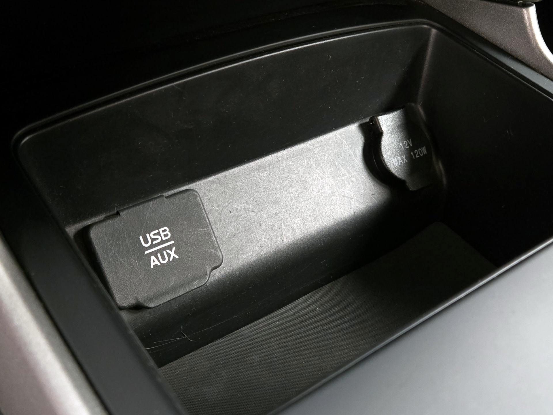 Thumbnail: 2015 Nissan Altima - 19