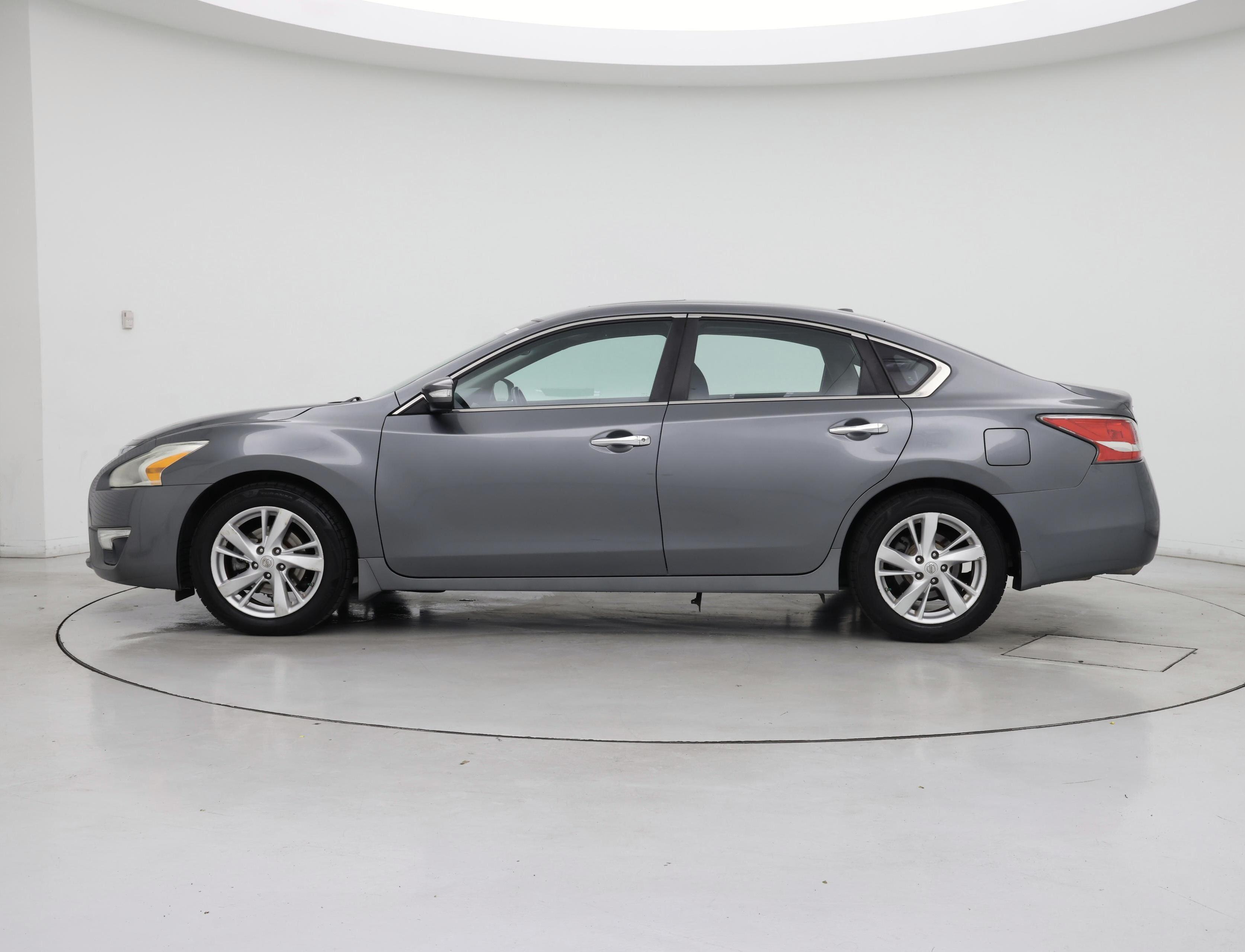 Thumbnail: 2015 Nissan Altima - 3