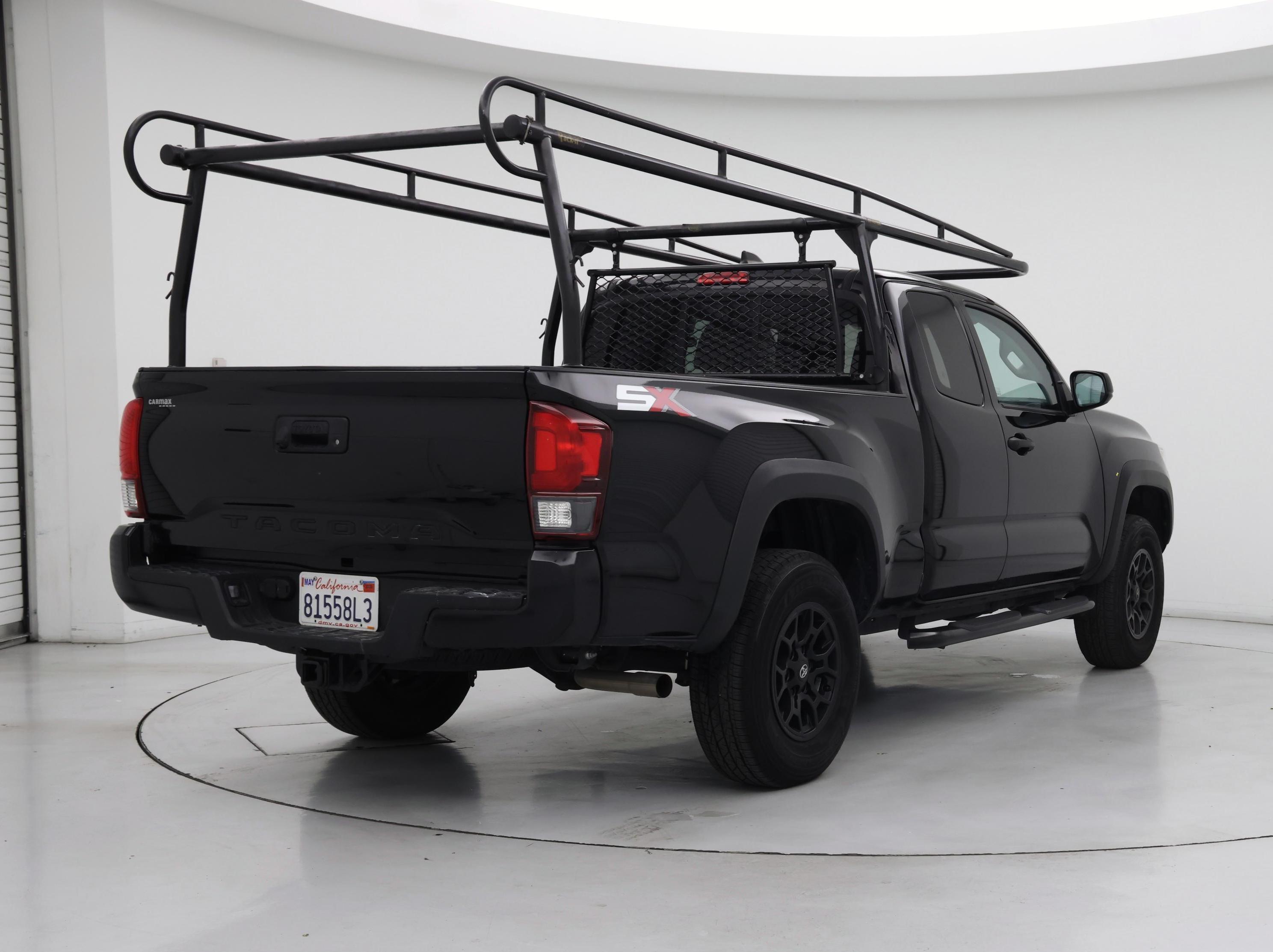 Thumbnail: 2022 Toyota Tacoma - 8