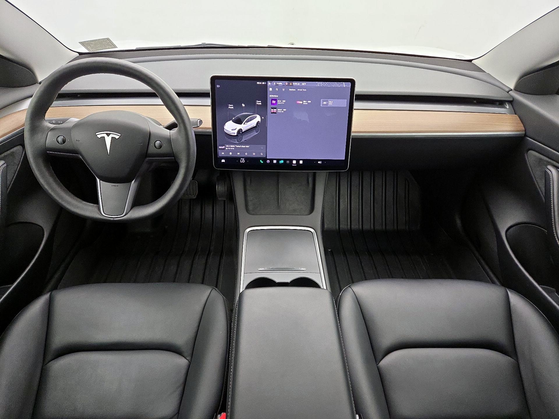 Thumbnail: 2023 Tesla Model 3 - 9
