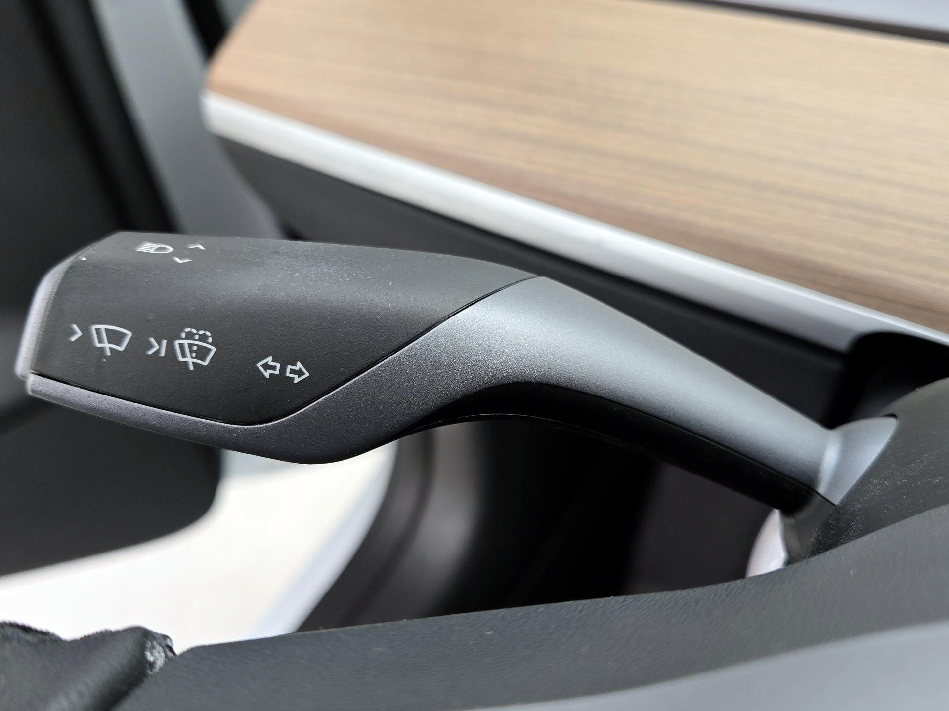 Thumbnail: 2023 Tesla Model 3 - 13