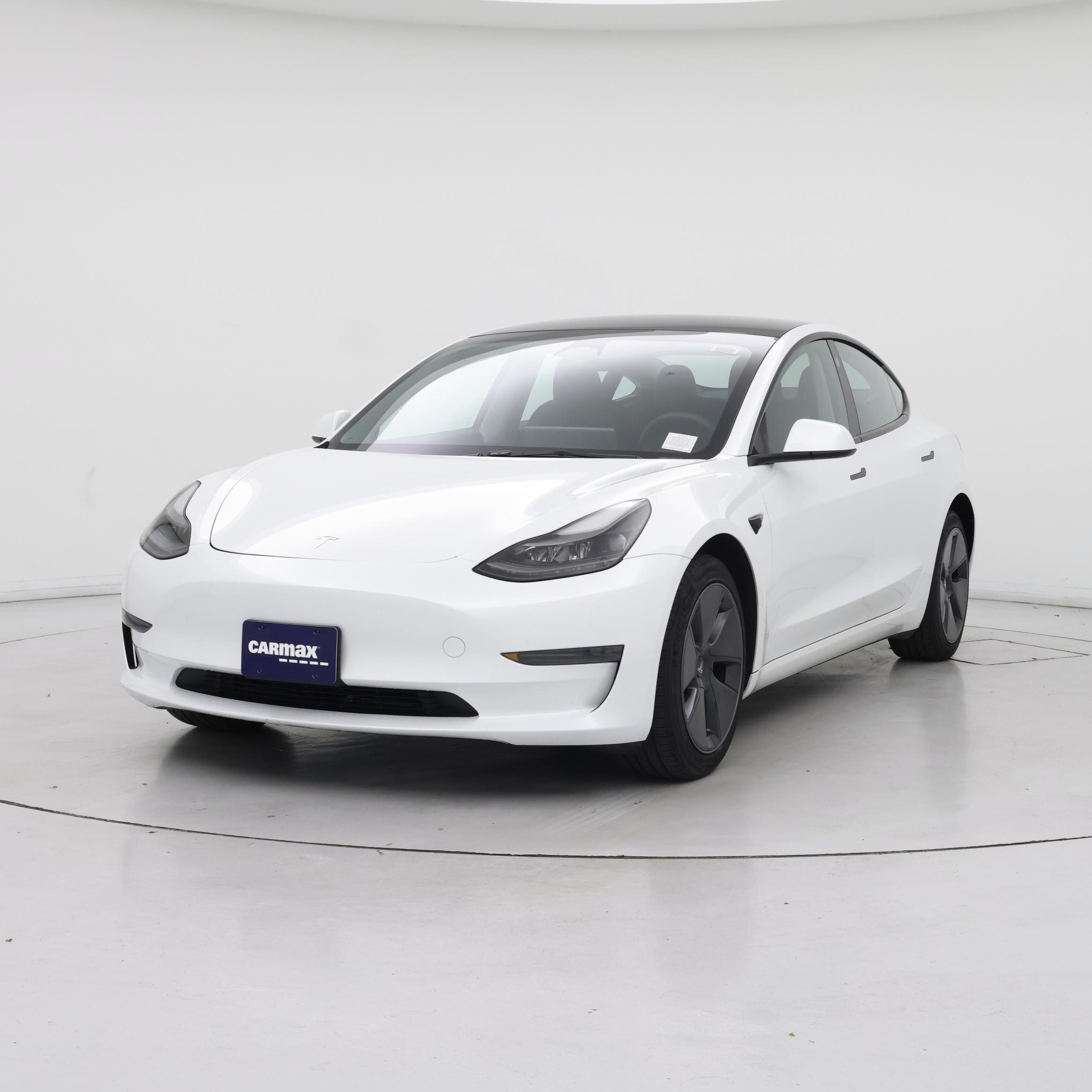 Thumbnail: 2023 Tesla Model 3 - 4