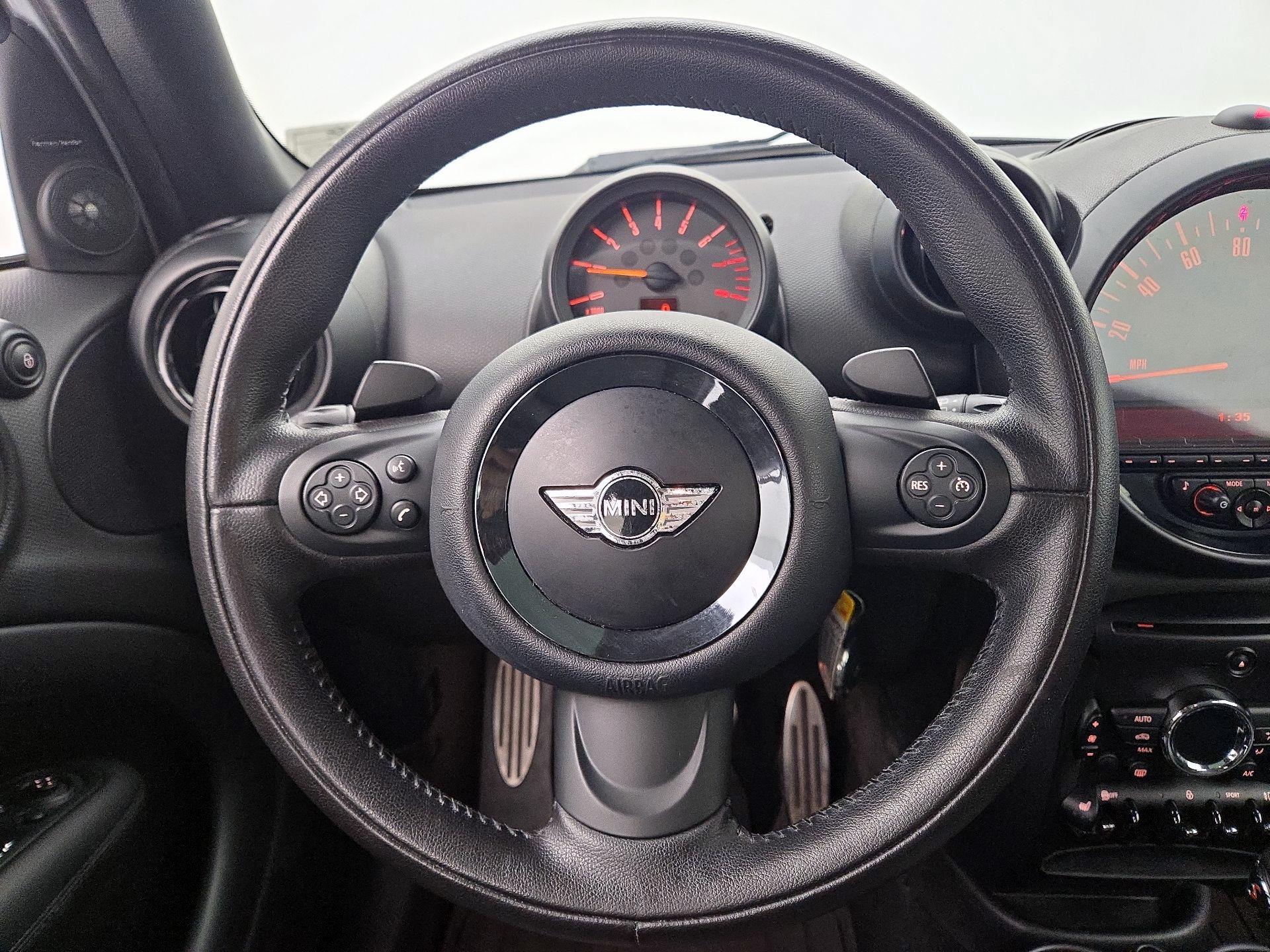 Thumbnail: 2016 MINI Cooper Countryman - 10