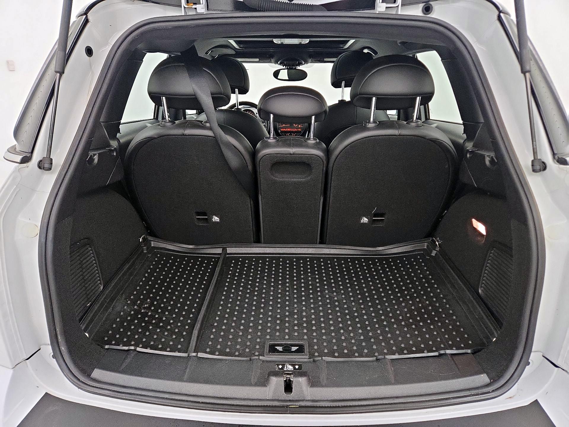 Thumbnail: 2016 MINI Cooper Countryman - 18