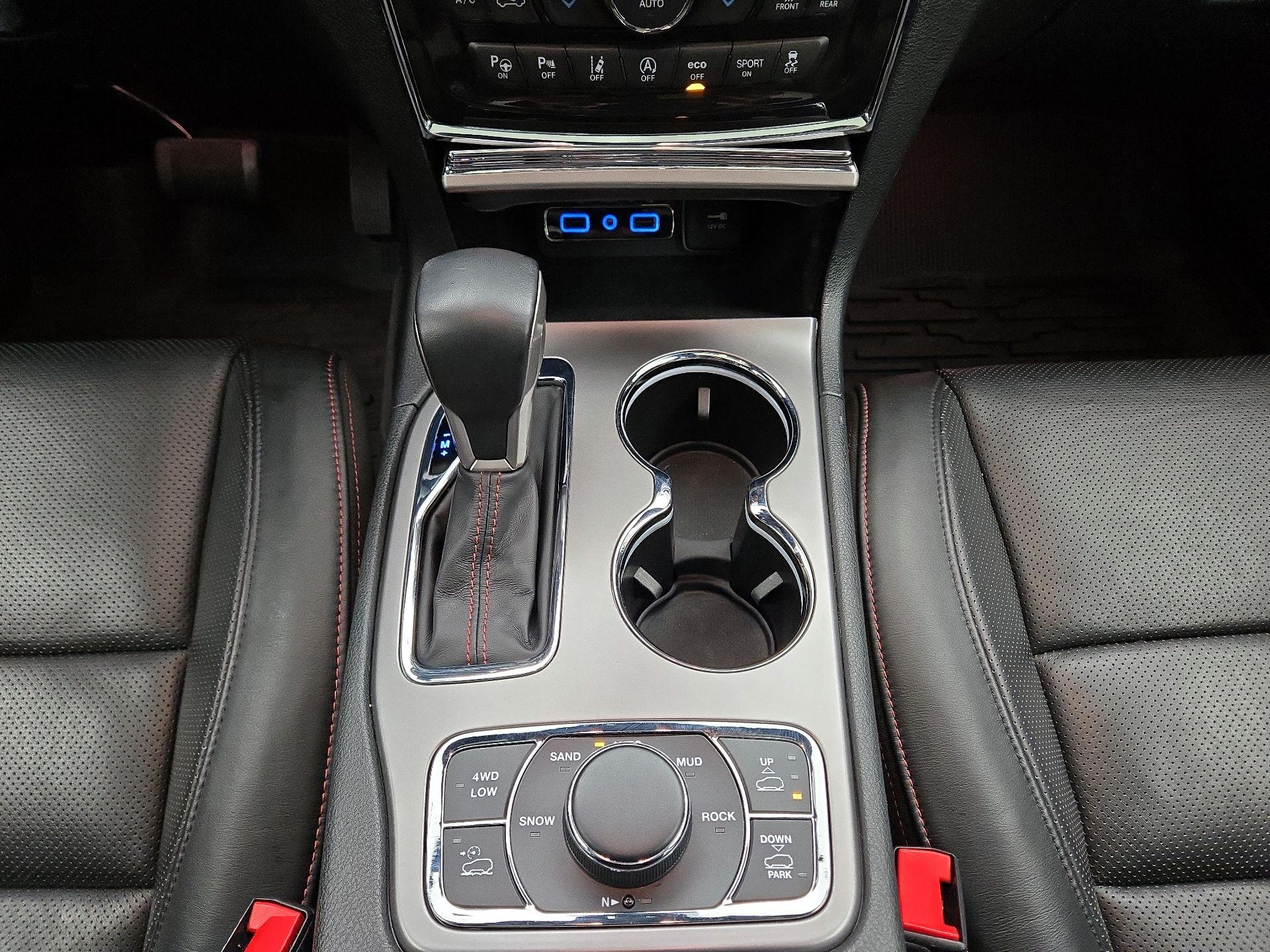 Thumbnail: 2021 Jeep Grand Cherokee - 18