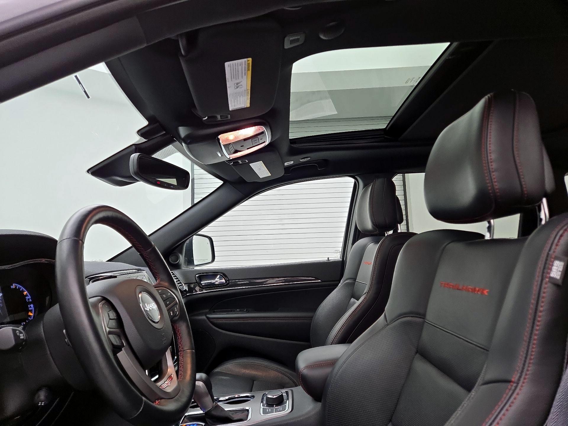 Thumbnail: 2021 Jeep Grand Cherokee - 20