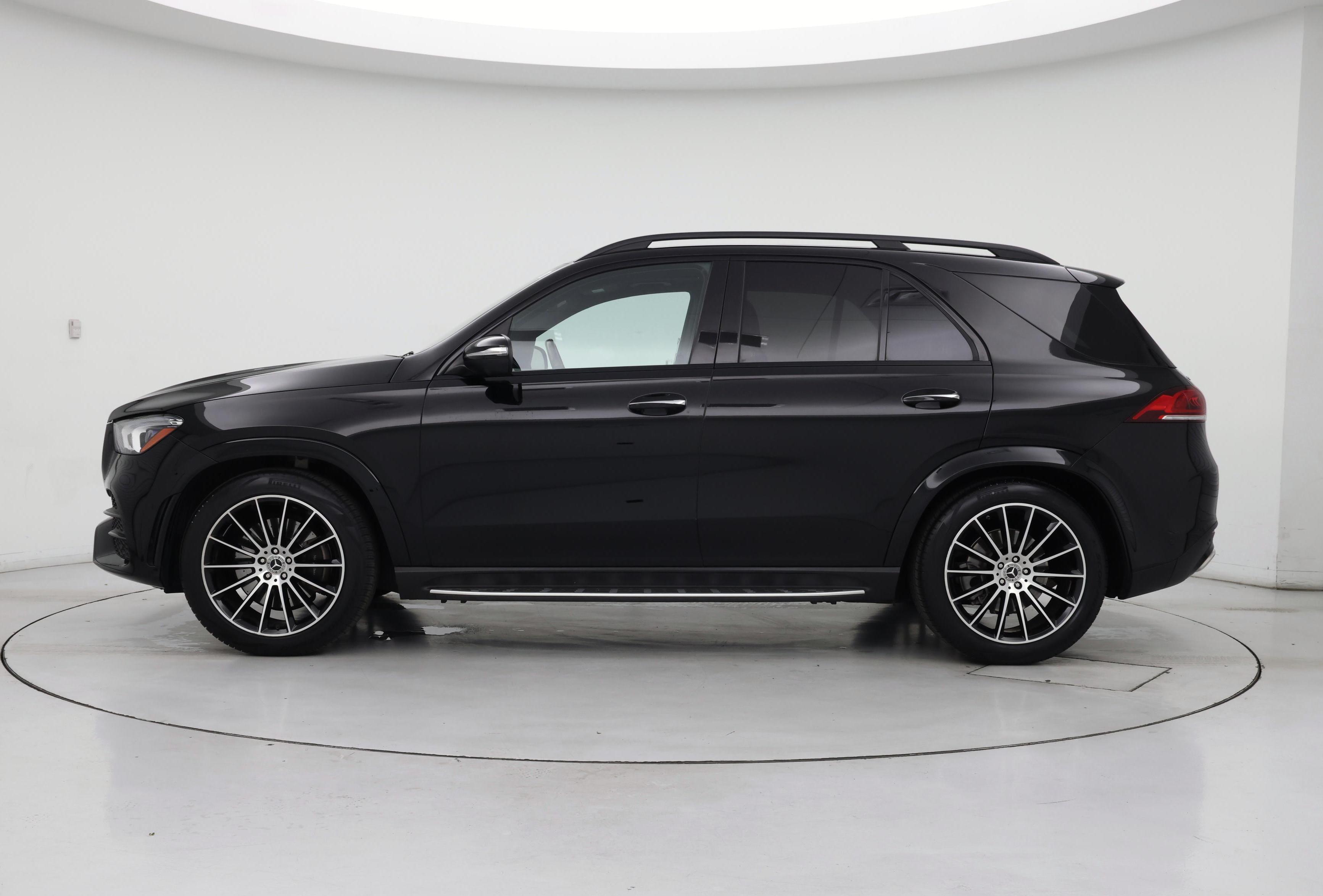 Thumbnail: 2020 Mercedes-Benz GLE - 3
