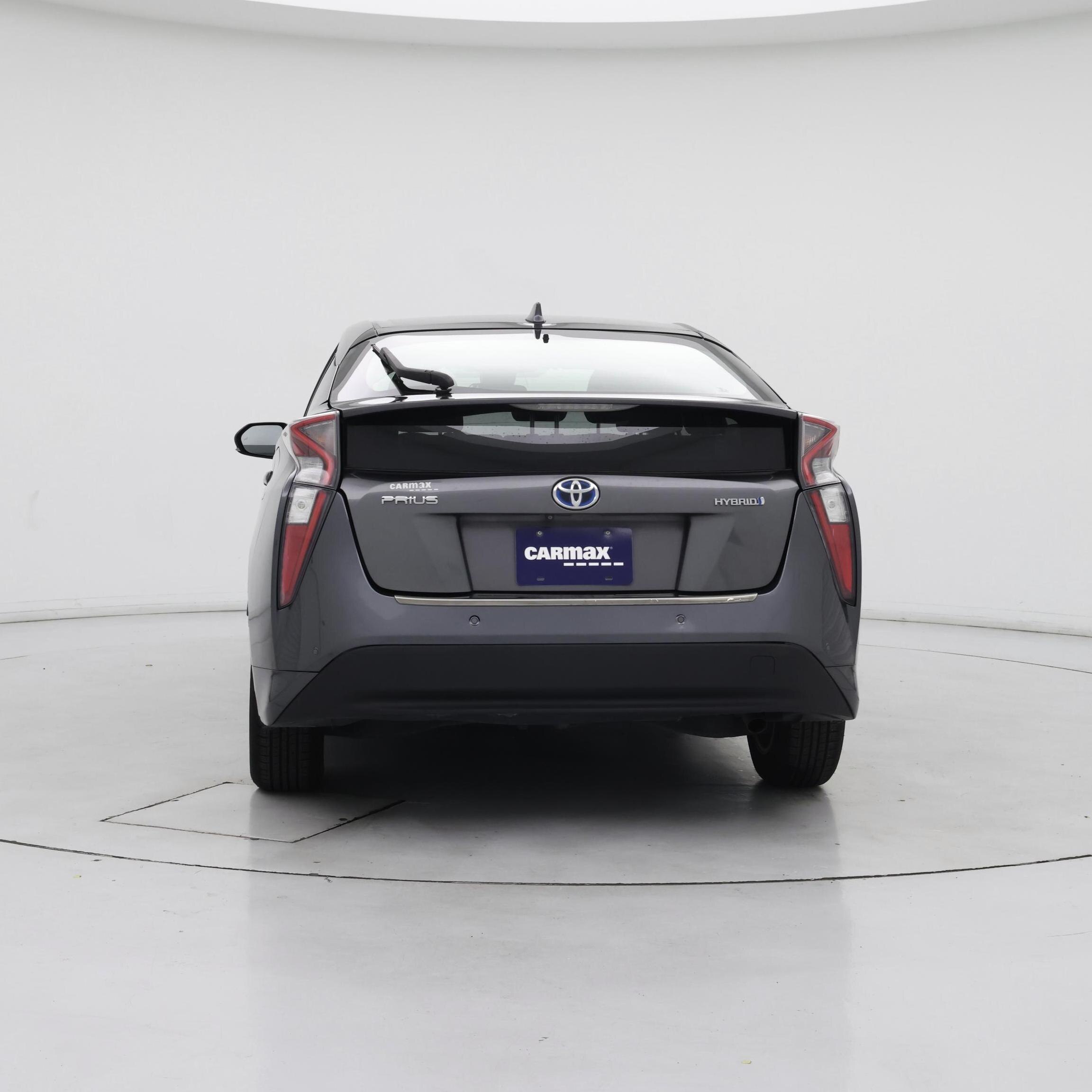 Thumbnail: 2017 Toyota Prius - 6