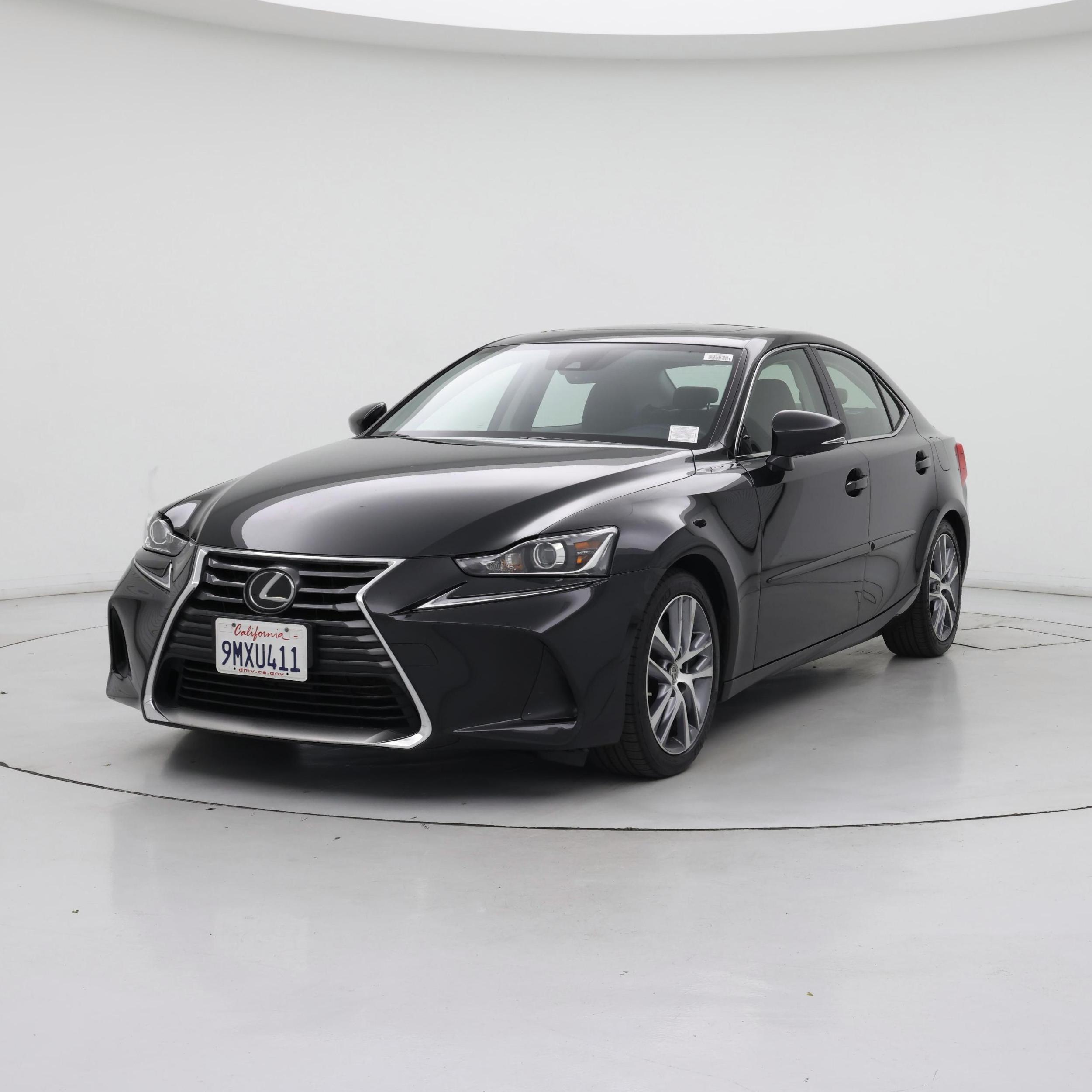 Thumbnail: 2019 Lexus IS - 4