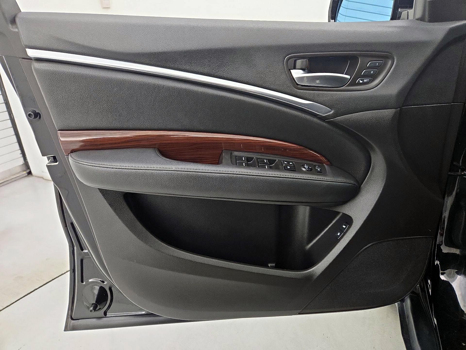 Thumbnail: 2015 Acura MDX - 12