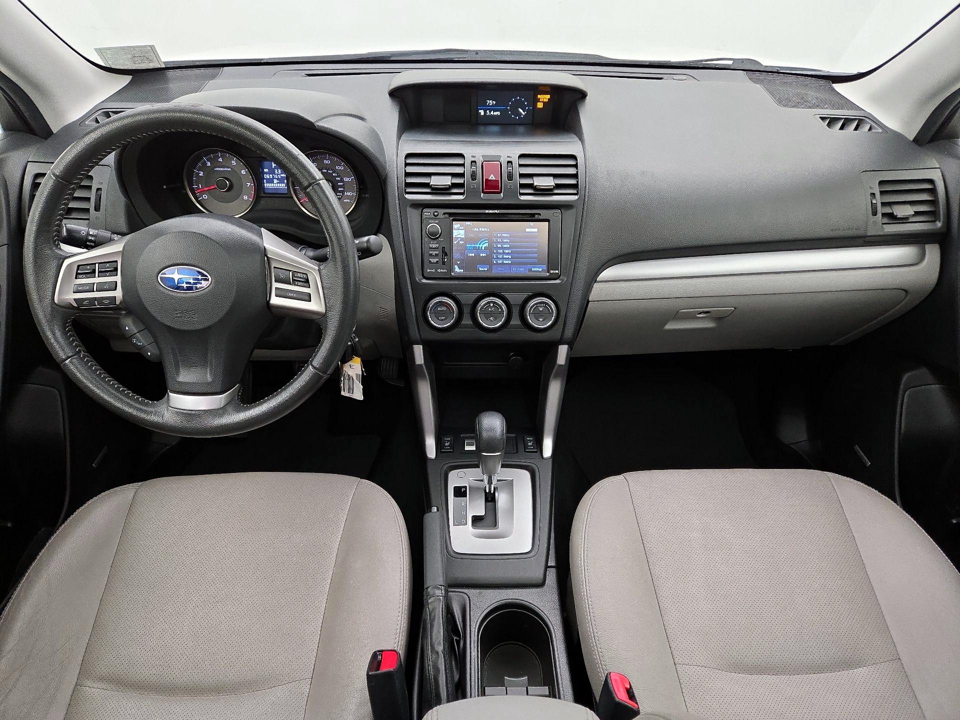 Thumbnail: 2015 Subaru Forester - 9