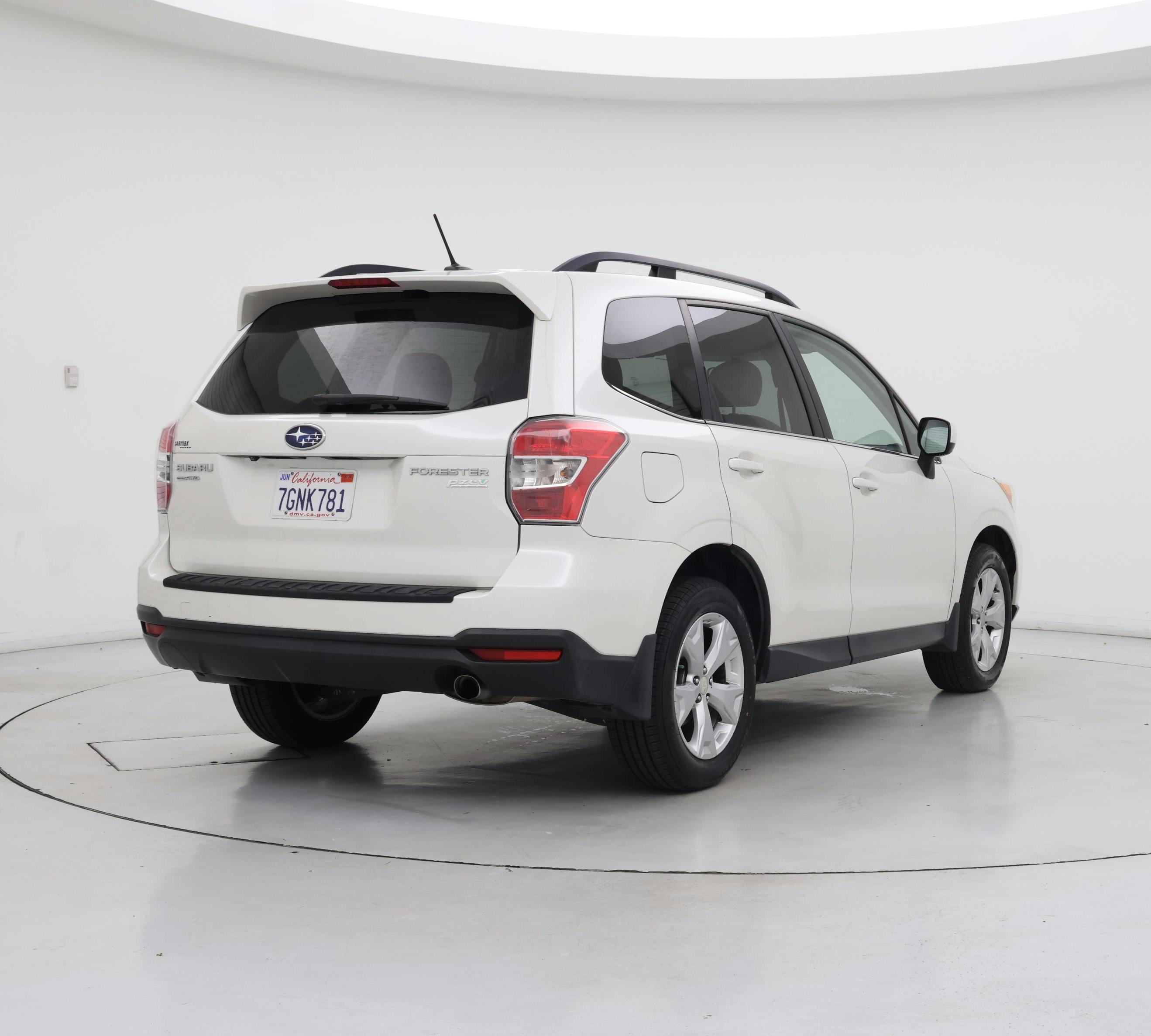 Thumbnail: 2015 Subaru Forester - 8