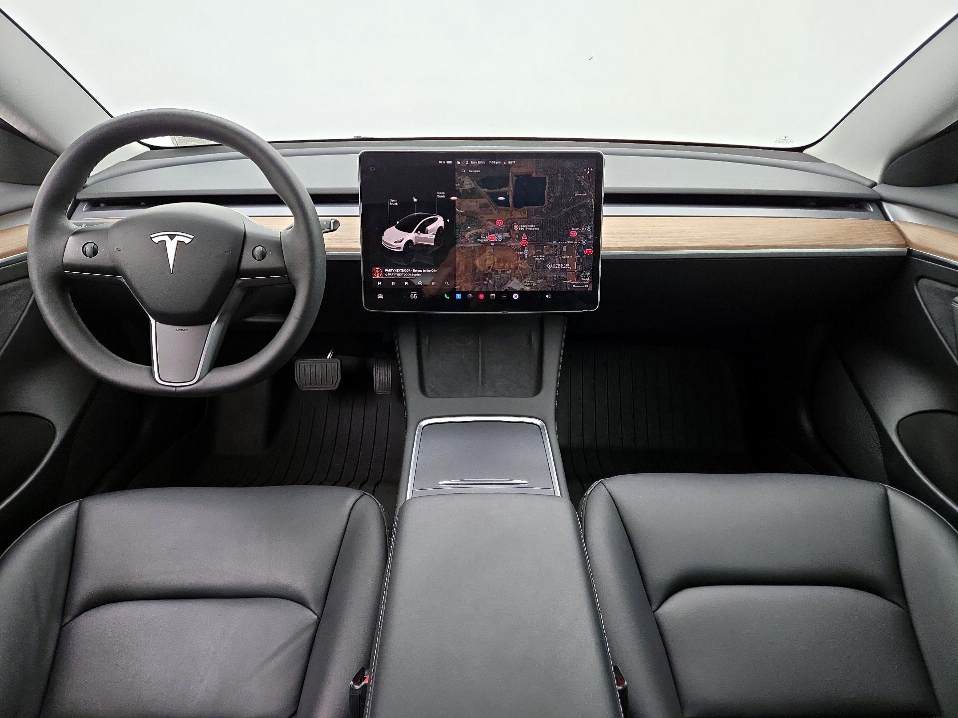 Thumbnail: 2023 Tesla Model 3 - 9