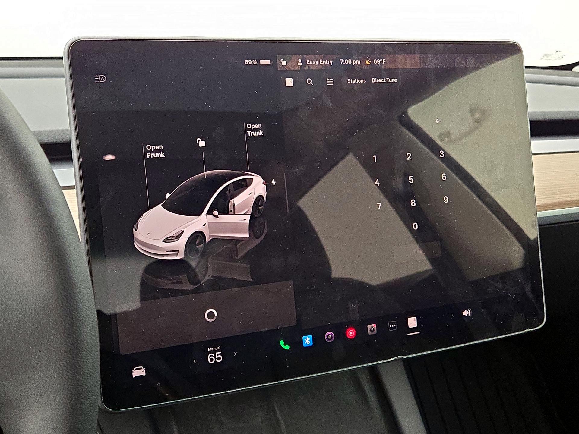 Thumbnail: 2023 Tesla Model 3 - 15