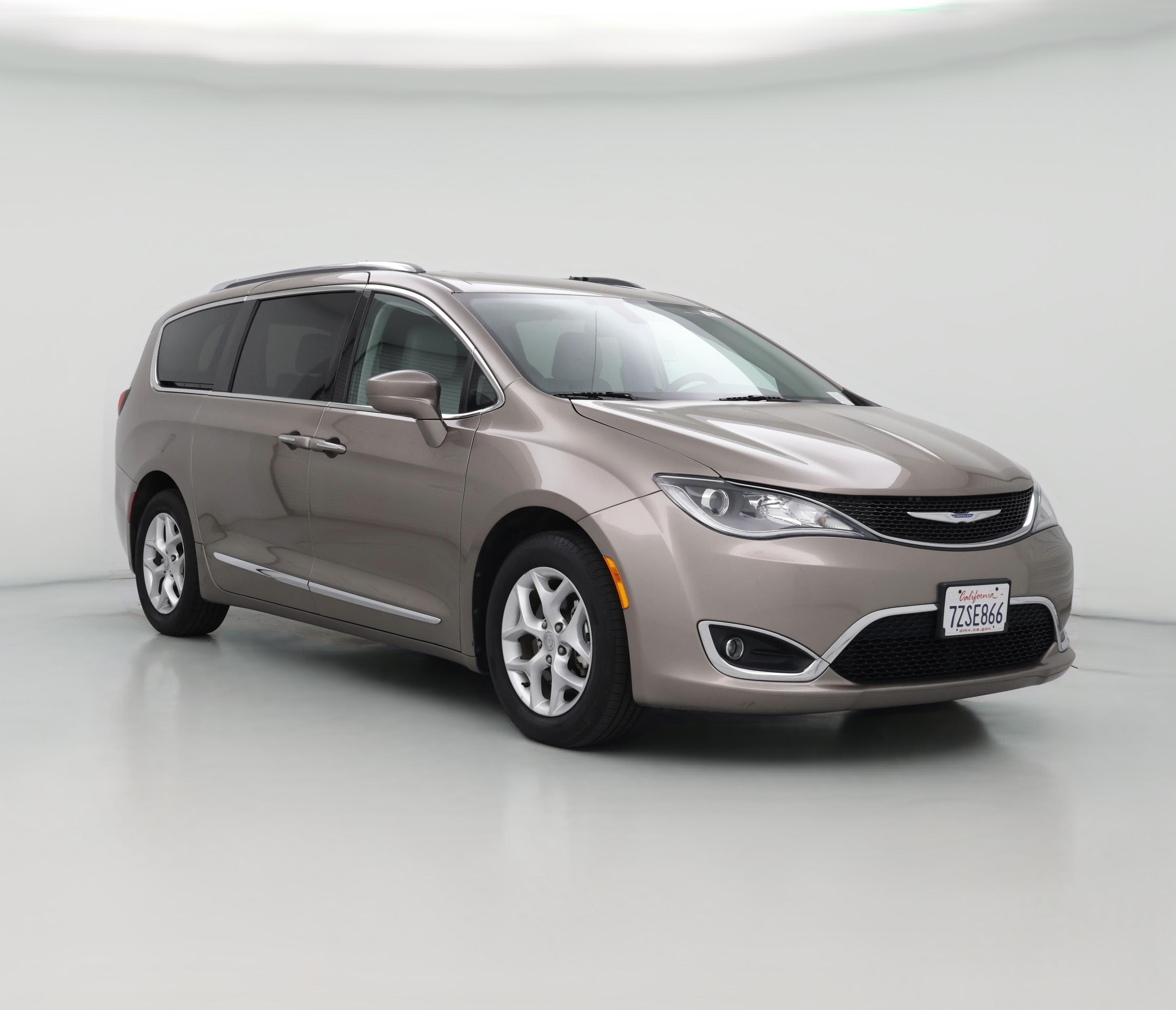 Thumbnail: 2017 Chrysler Pacifica - 1