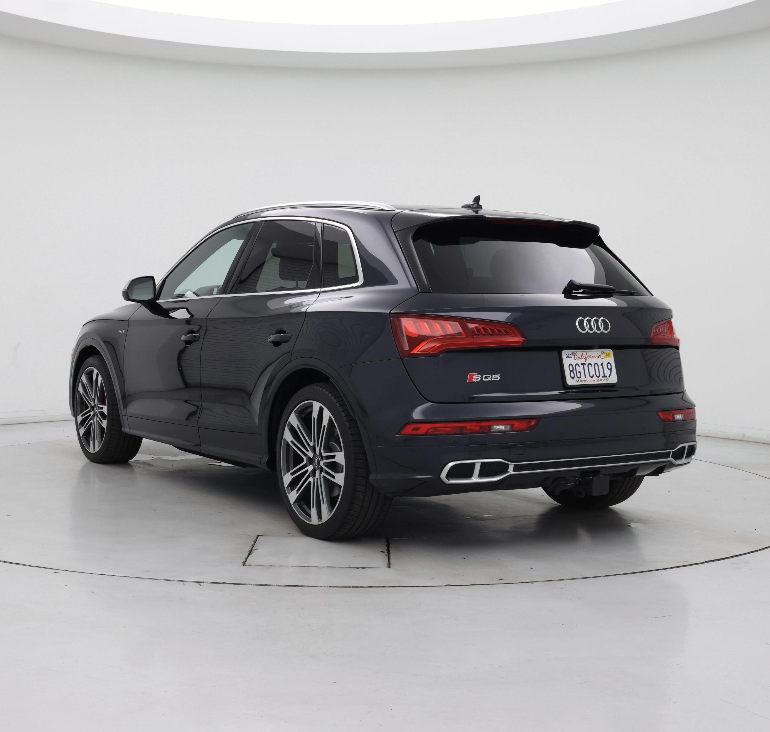 Thumbnail: 2018 Audi SQ5 - 2