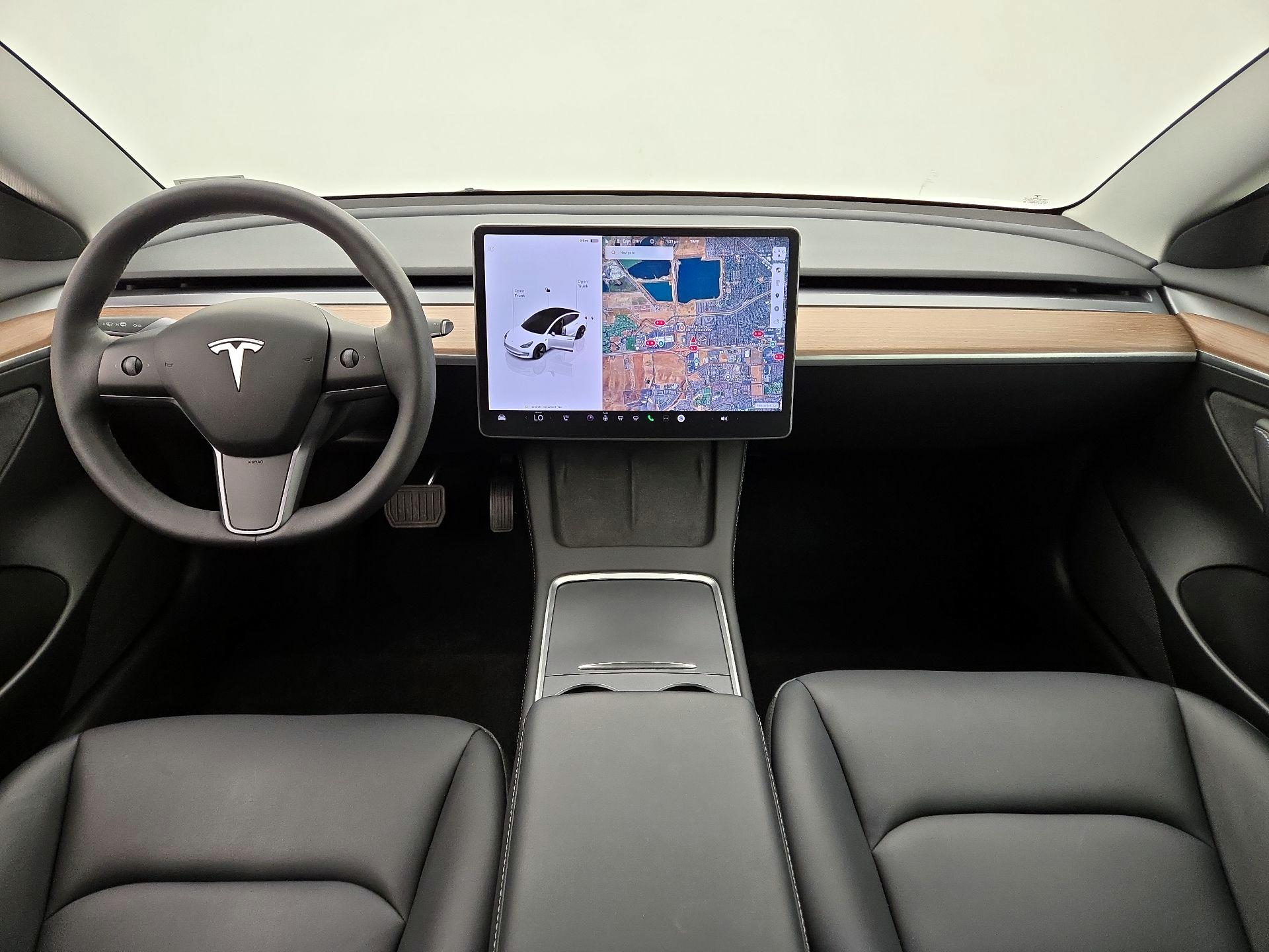 Thumbnail: 2023 Tesla Model 3 - 9