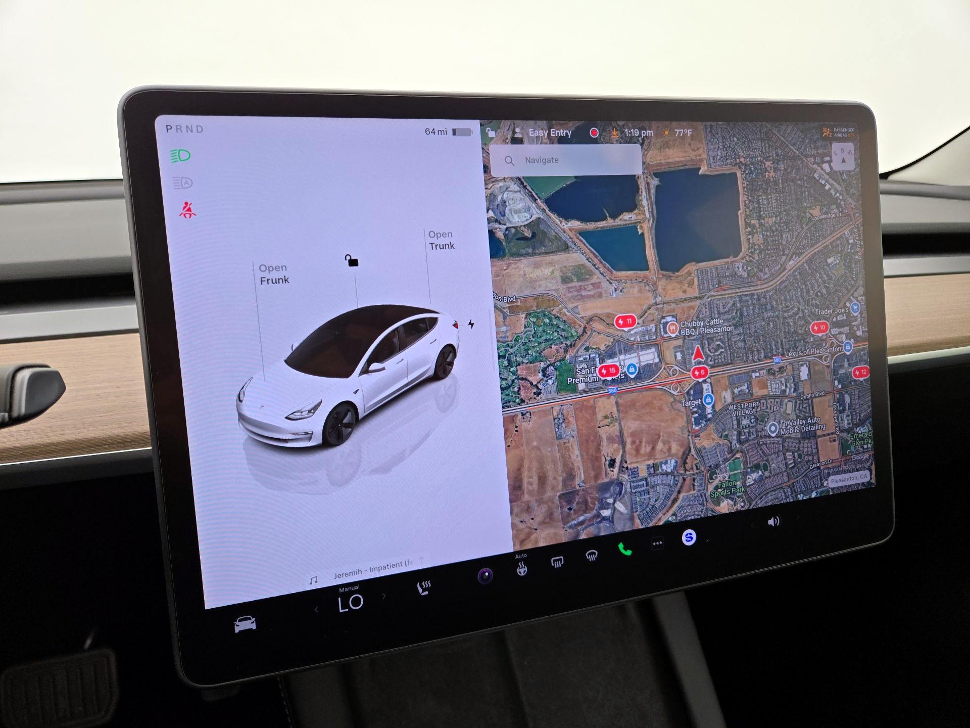 Thumbnail: 2023 Tesla Model 3 - 13