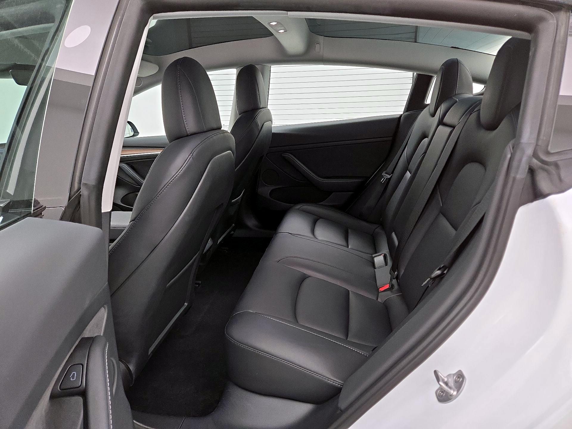 Thumbnail: 2023 Tesla Model 3 - 20