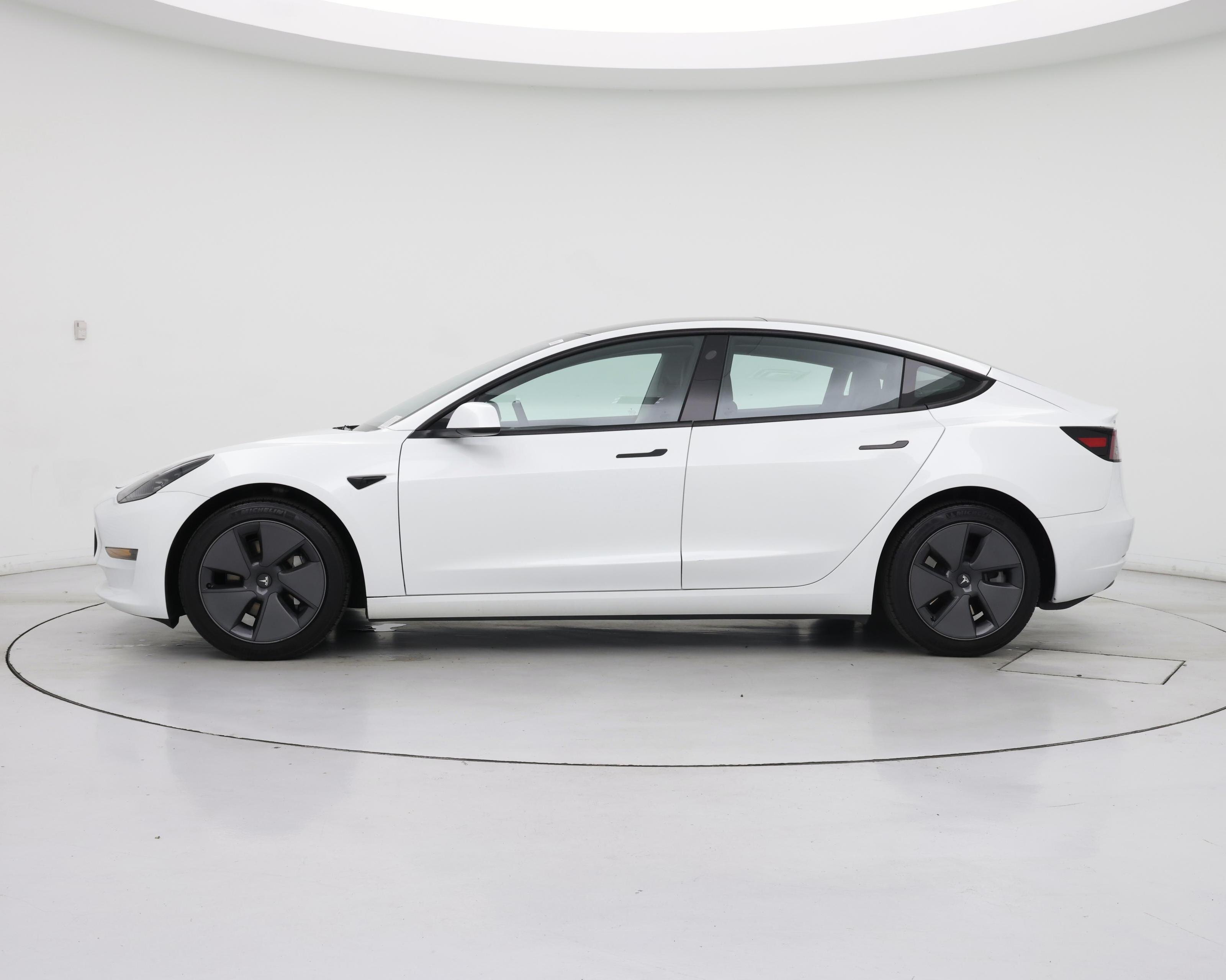Thumbnail: 2023 Tesla Model 3 - 3