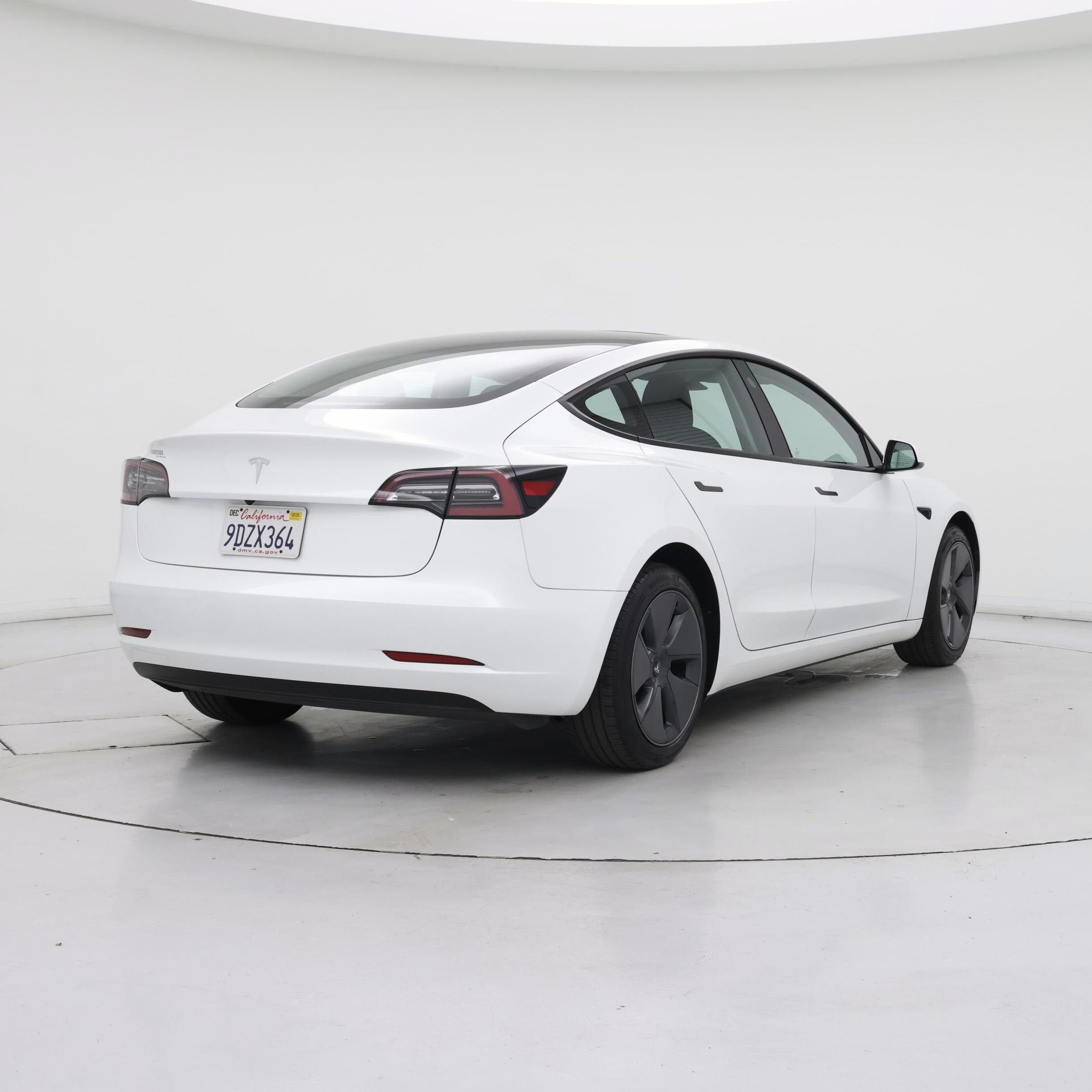 Thumbnail: 2023 Tesla Model 3 - 8