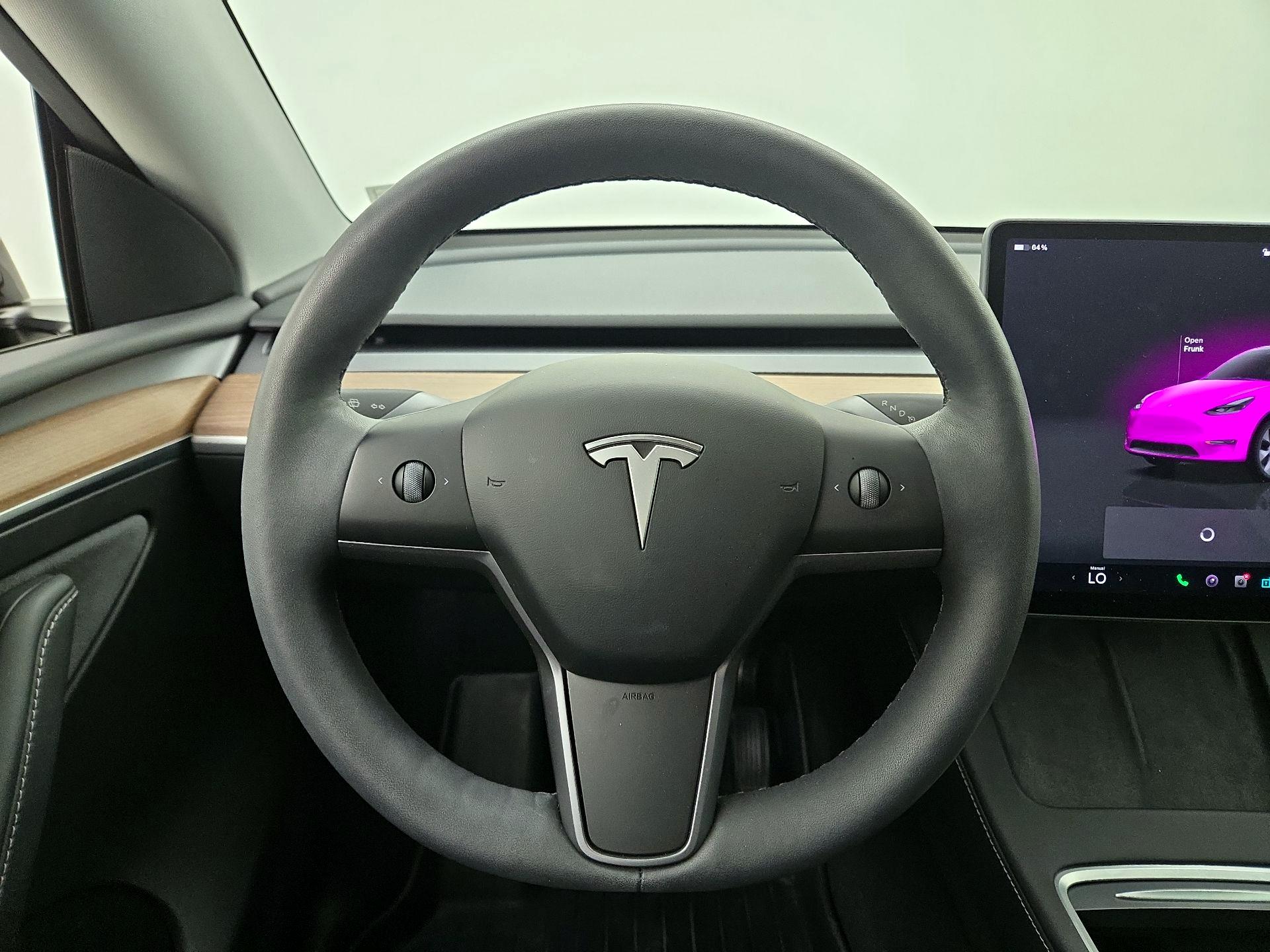 Thumbnail: 2024 Tesla Model Y - 10