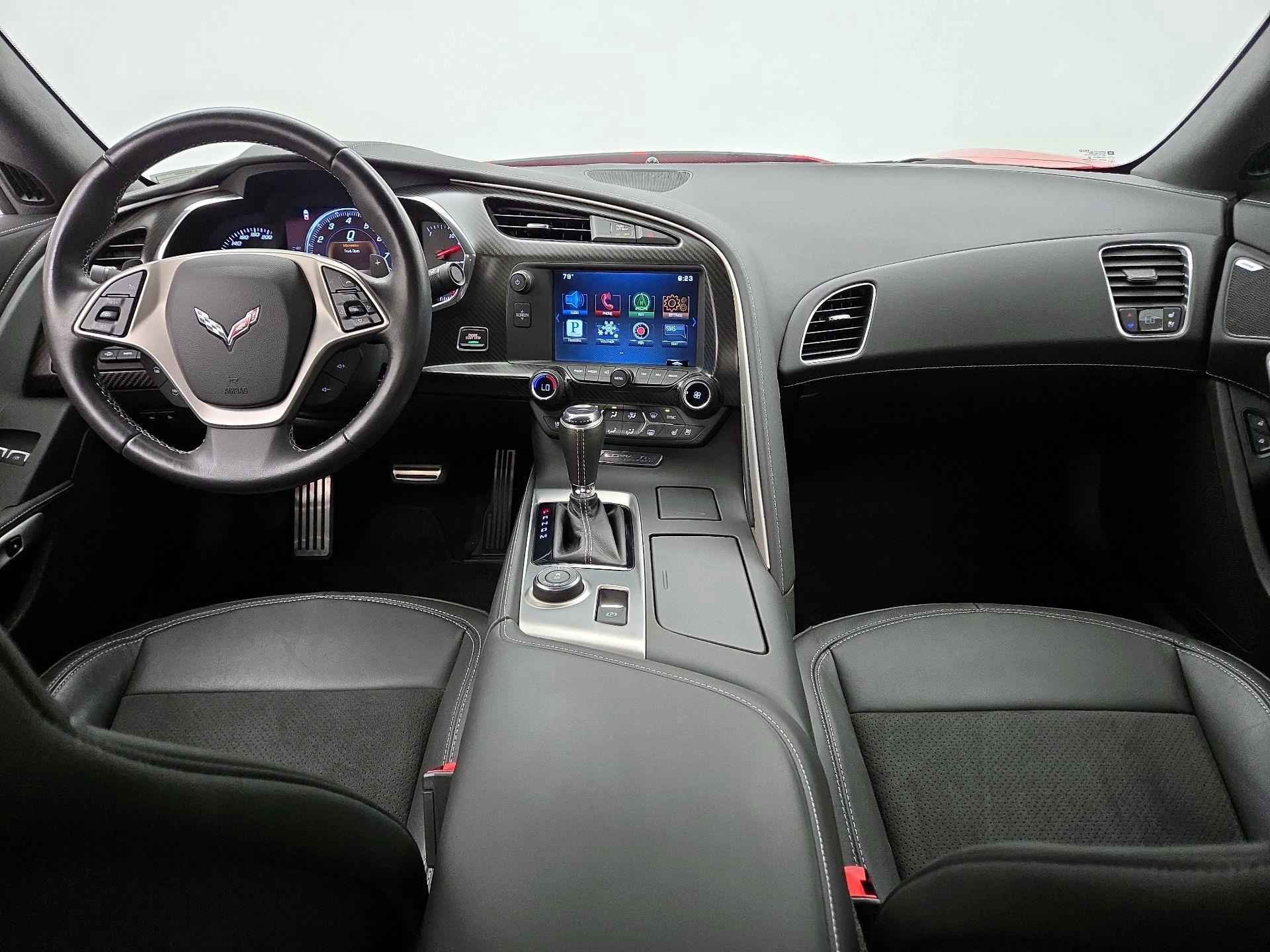 Thumbnail: 2015 Chevrolet Corvette - 9