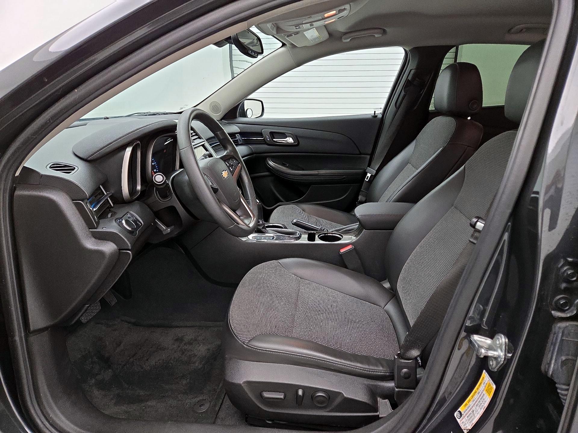 Thumbnail: 2014 Chevrolet Malibu - 11