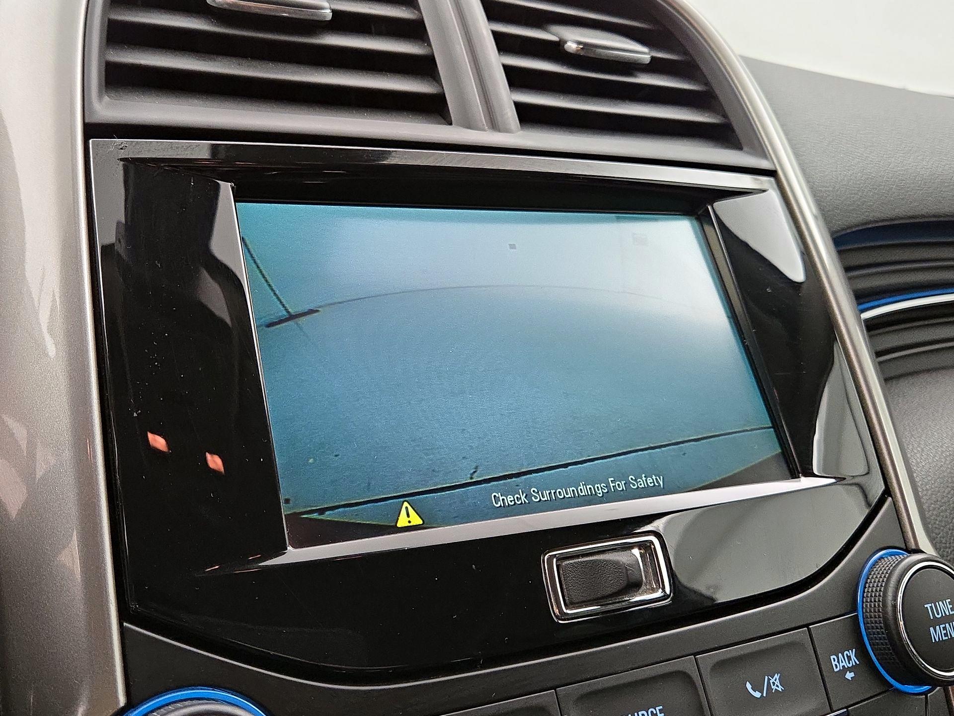 Thumbnail: 2014 Chevrolet Malibu - 14