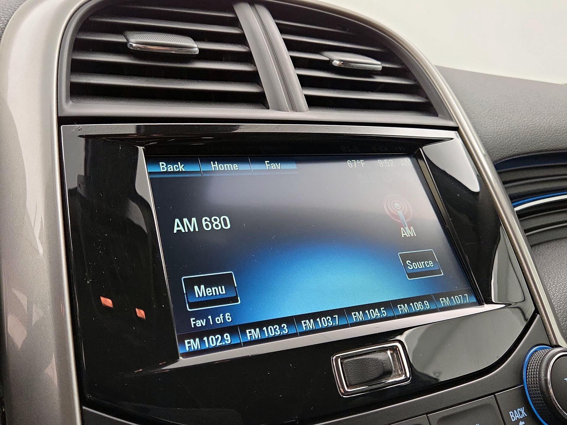Thumbnail: 2014 Chevrolet Malibu - 15