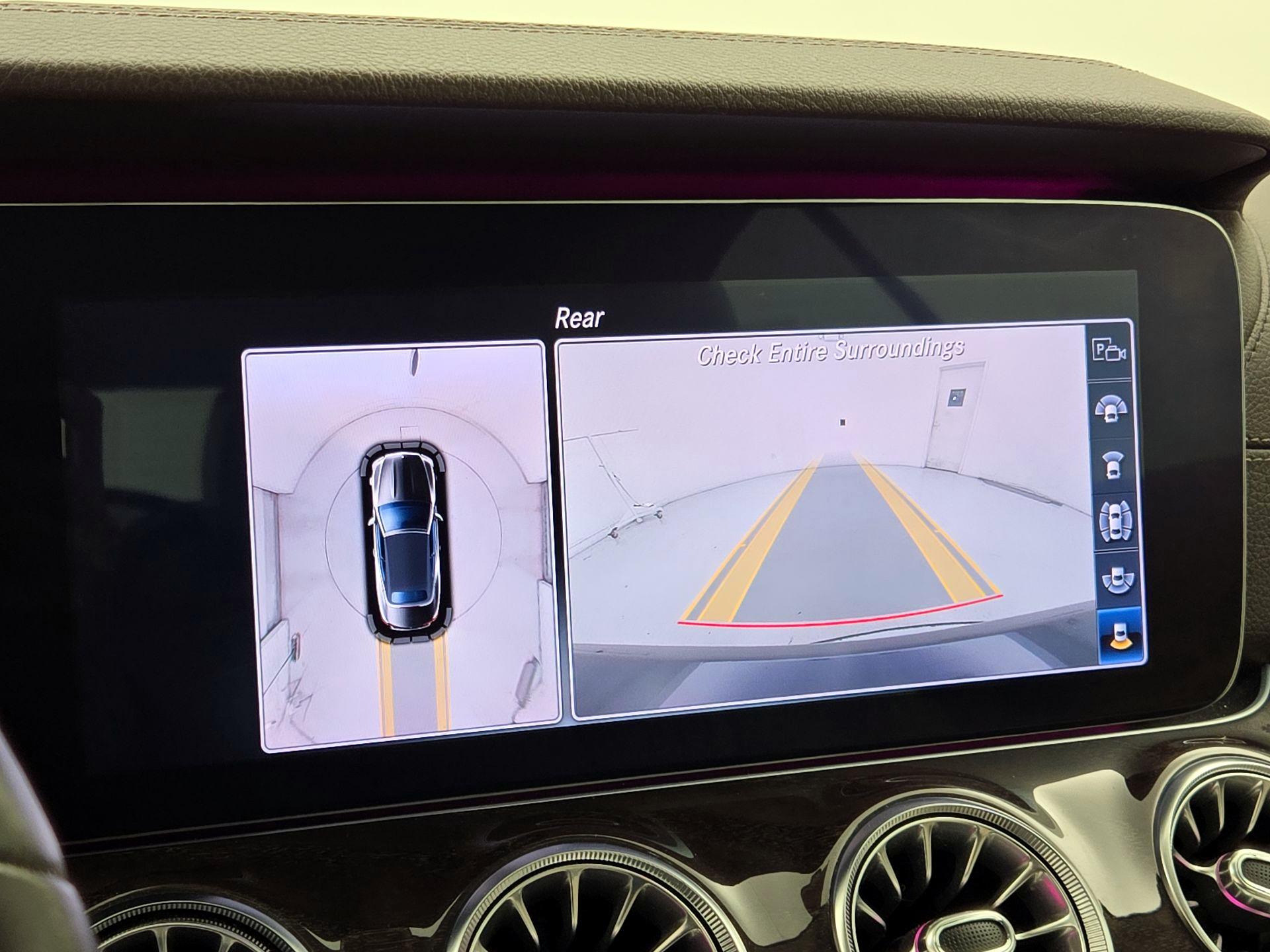 Thumbnail: 2019 Mercedes-Benz E-Class - 15
