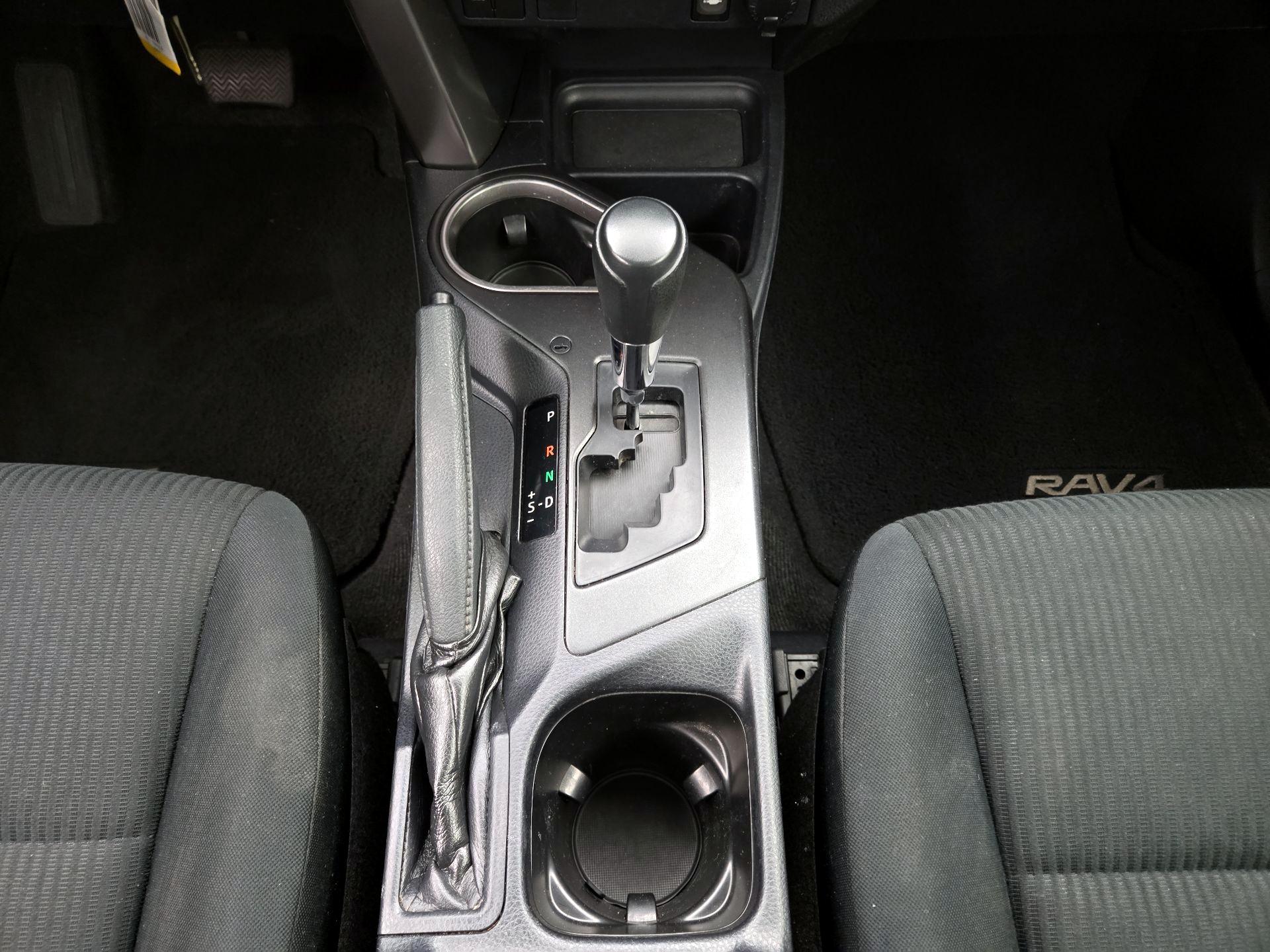 Thumbnail: 2016 Toyota RAV4 - 17