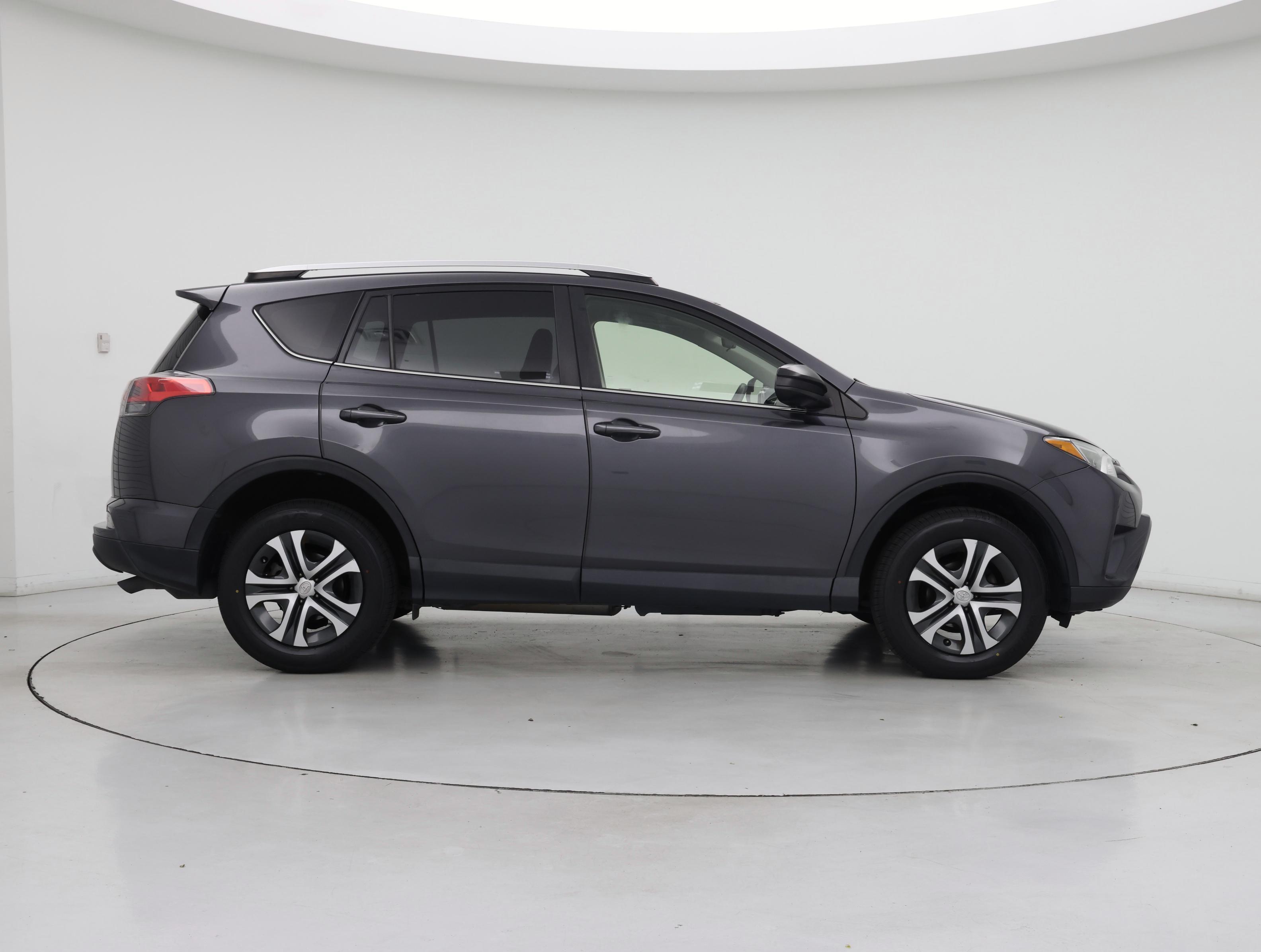 Thumbnail: 2016 Toyota RAV4 - 7