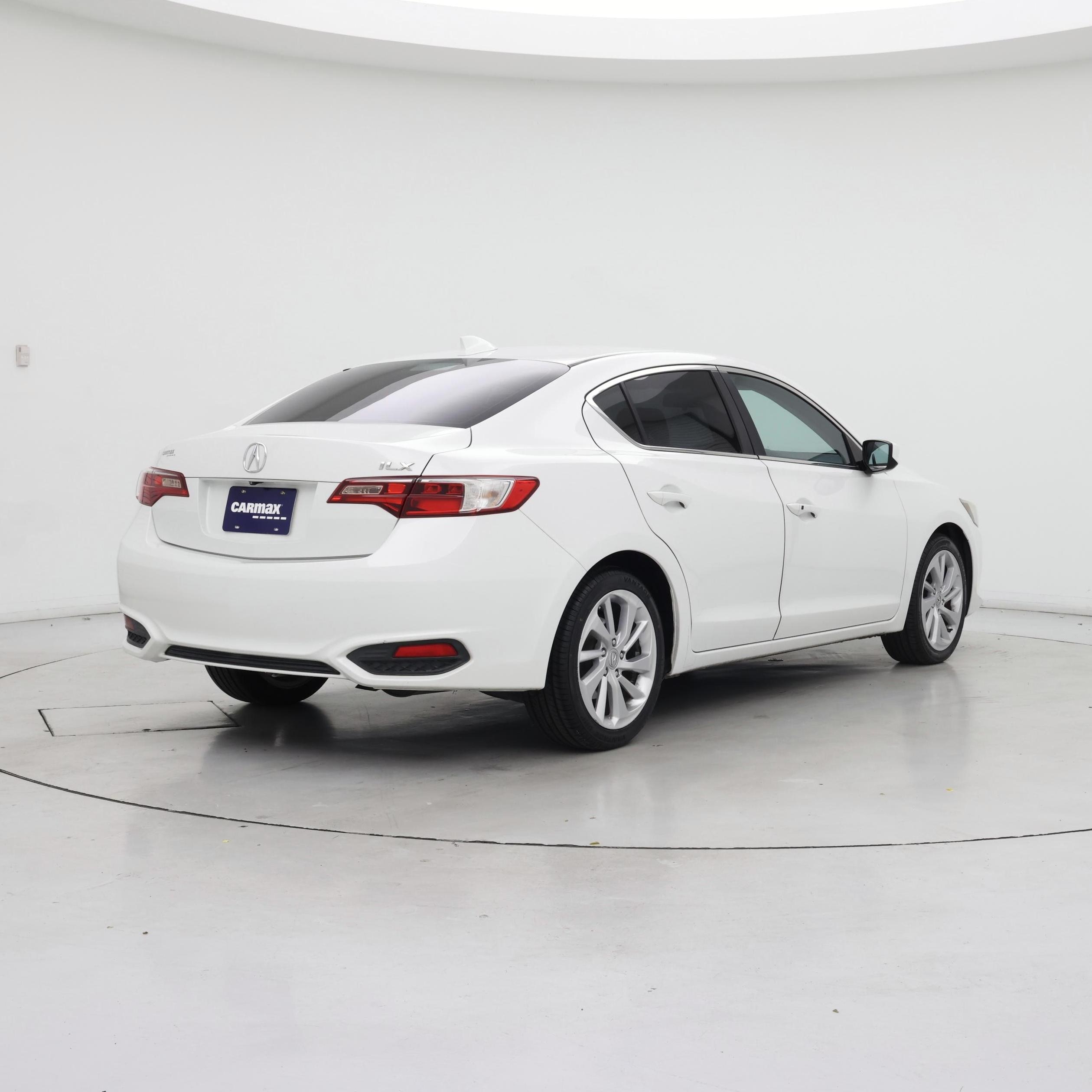 Thumbnail: 2017 Acura ILX - 8
