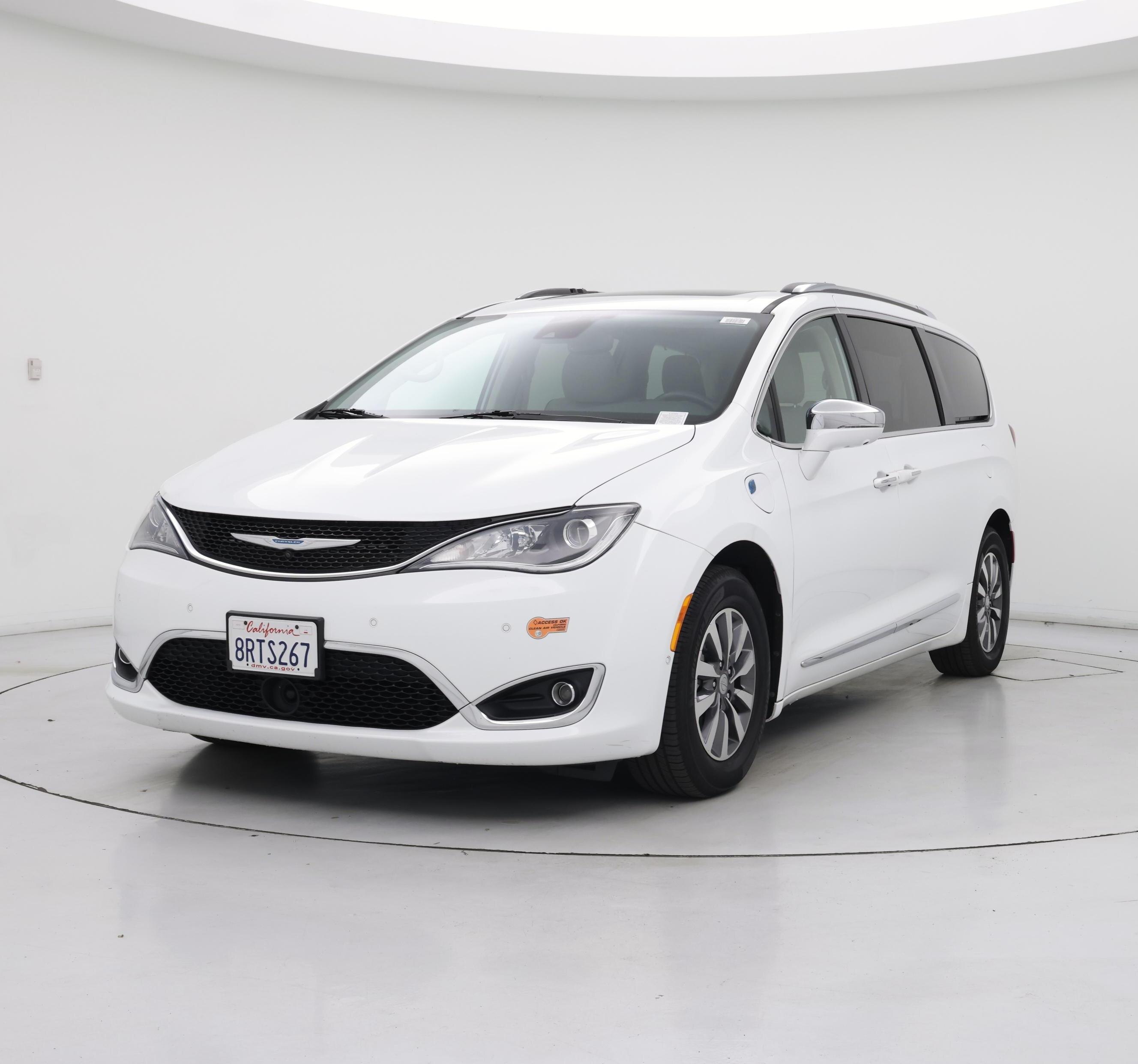 Thumbnail: 2020 Chrysler Pacifica - 4