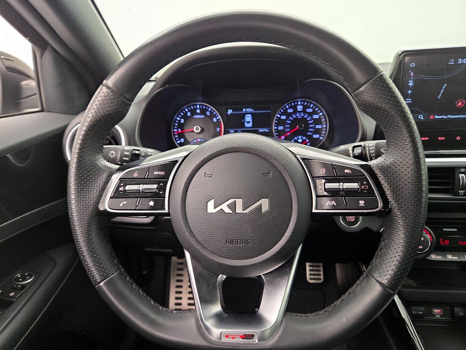Thumbnail: 2023 Kia Forte - 10