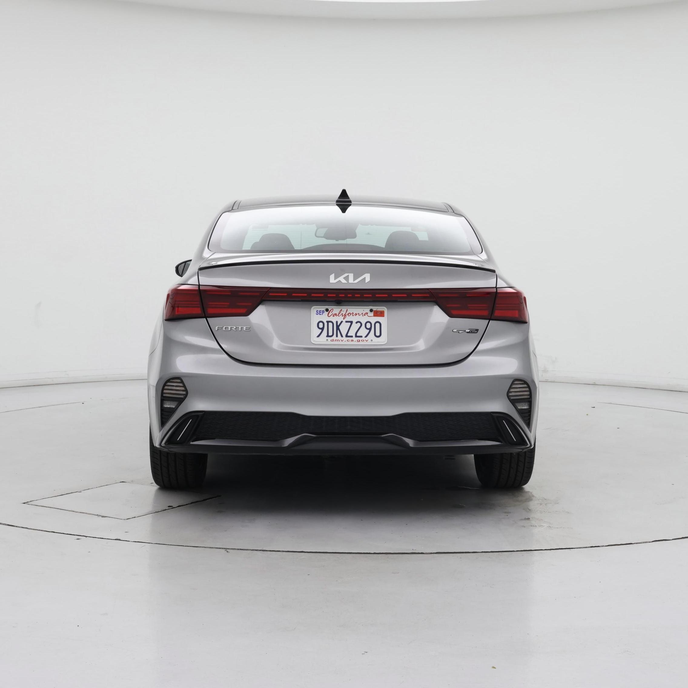 Thumbnail: 2023 Kia Forte - 6