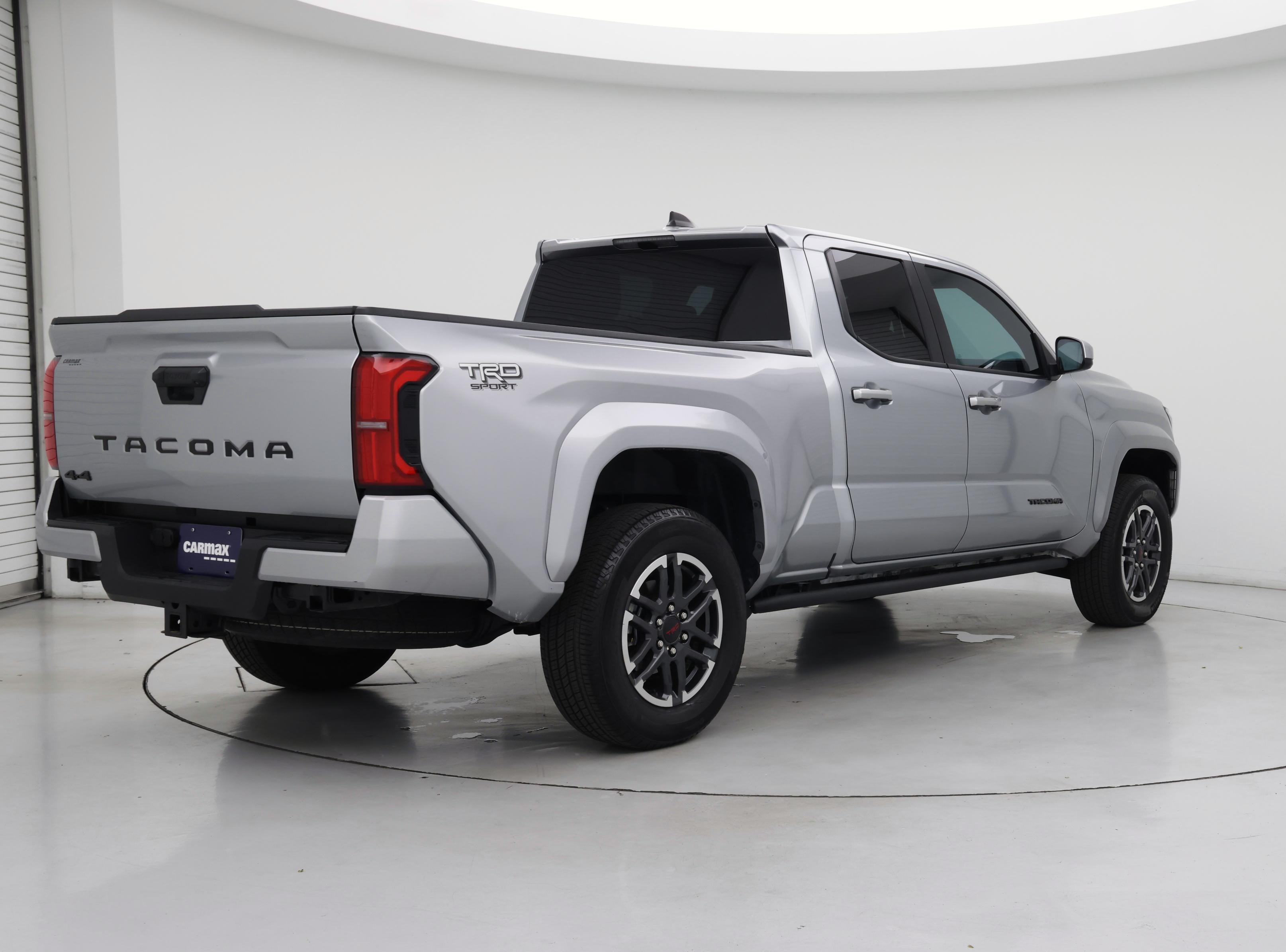 Thumbnail: 2024 Toyota Tacoma - 8