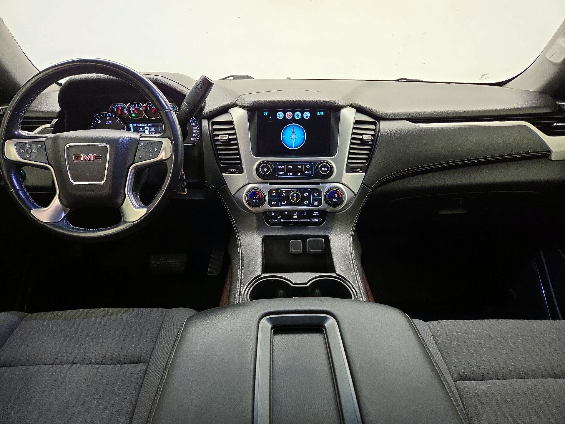 Thumbnail: 2019 GMC Yukon XL - 9